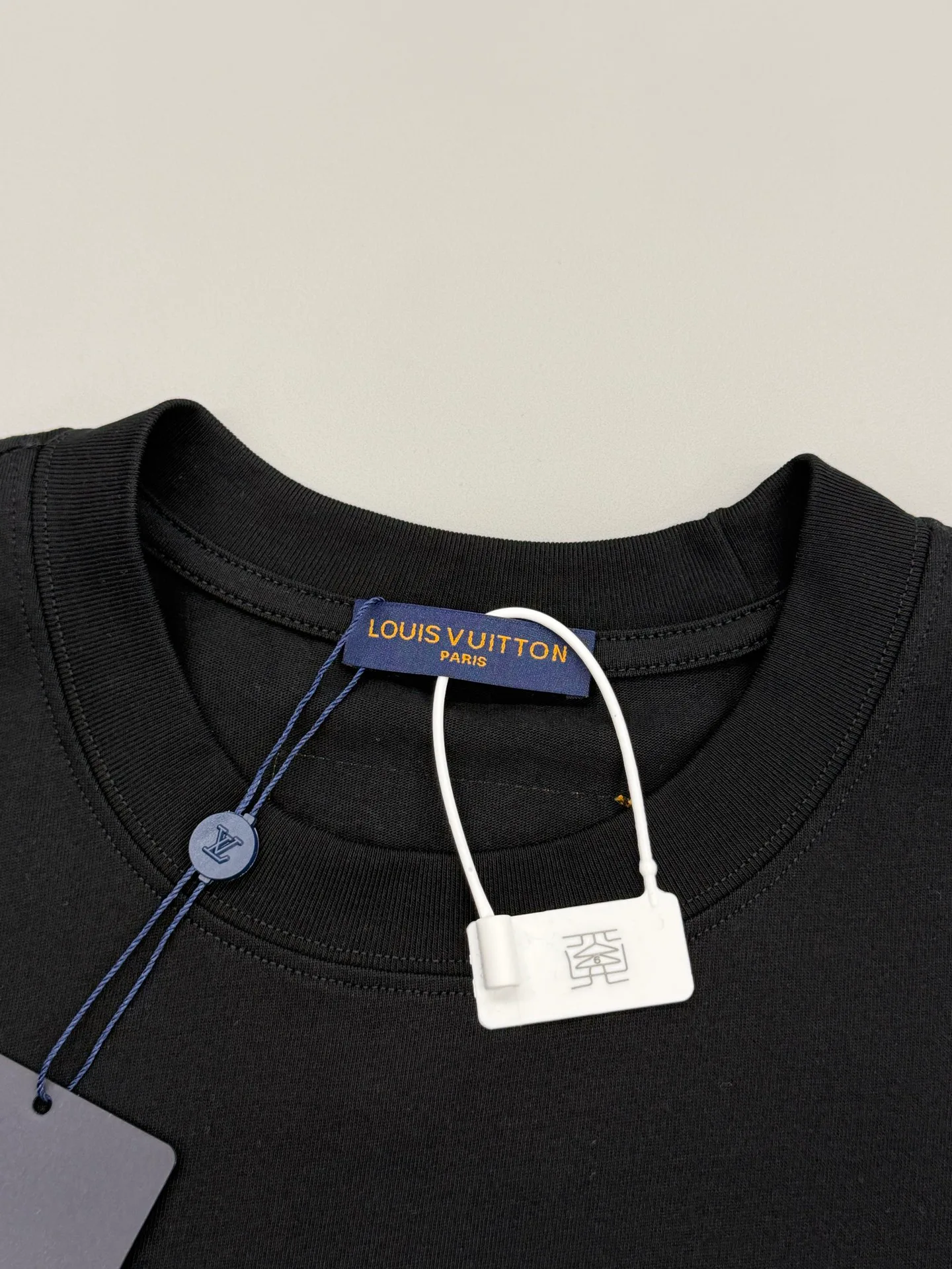 Футболки Женские Louis Vuitton 11411235