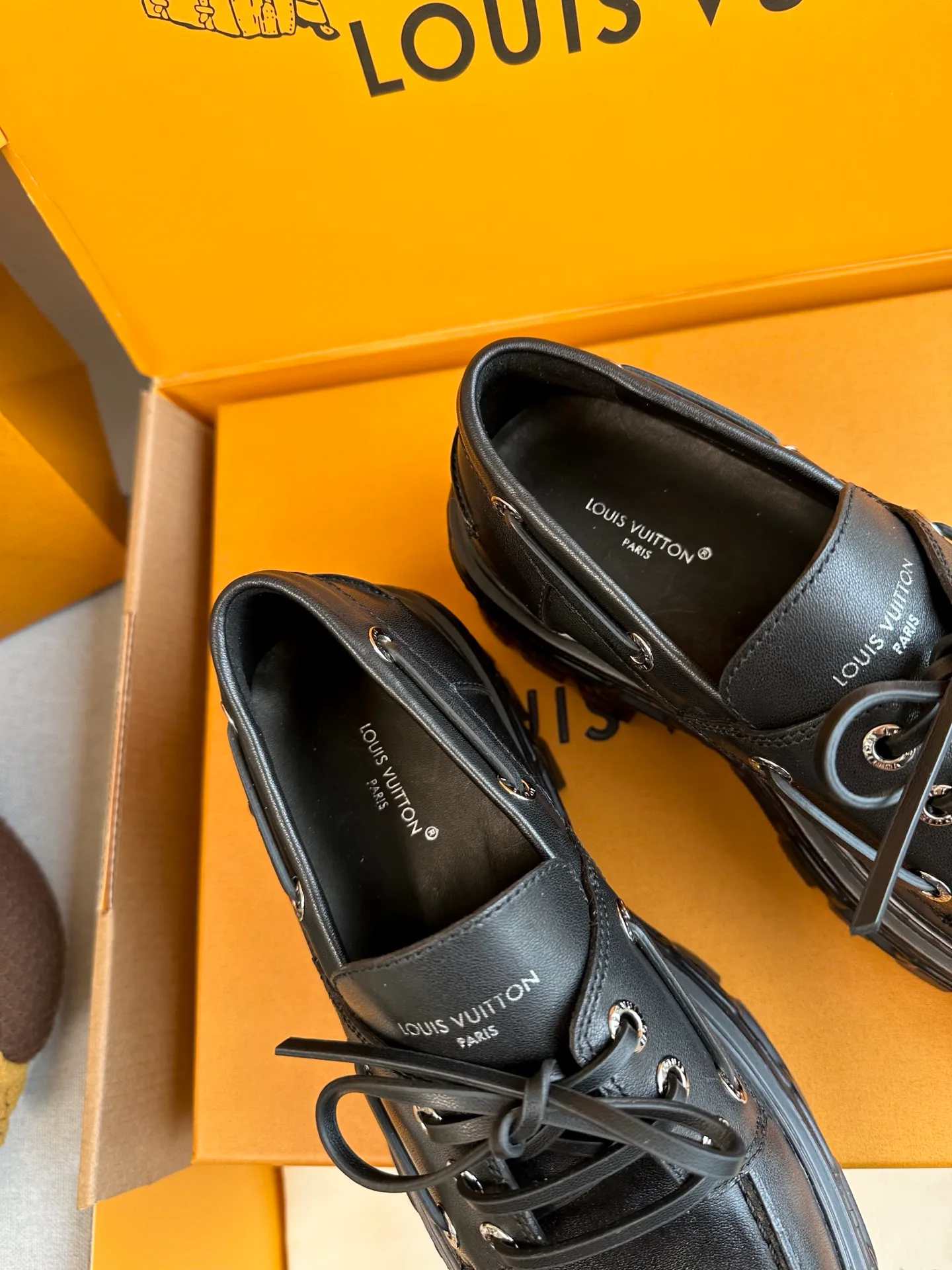 Лоферы Женские Louis Vuitton 23233