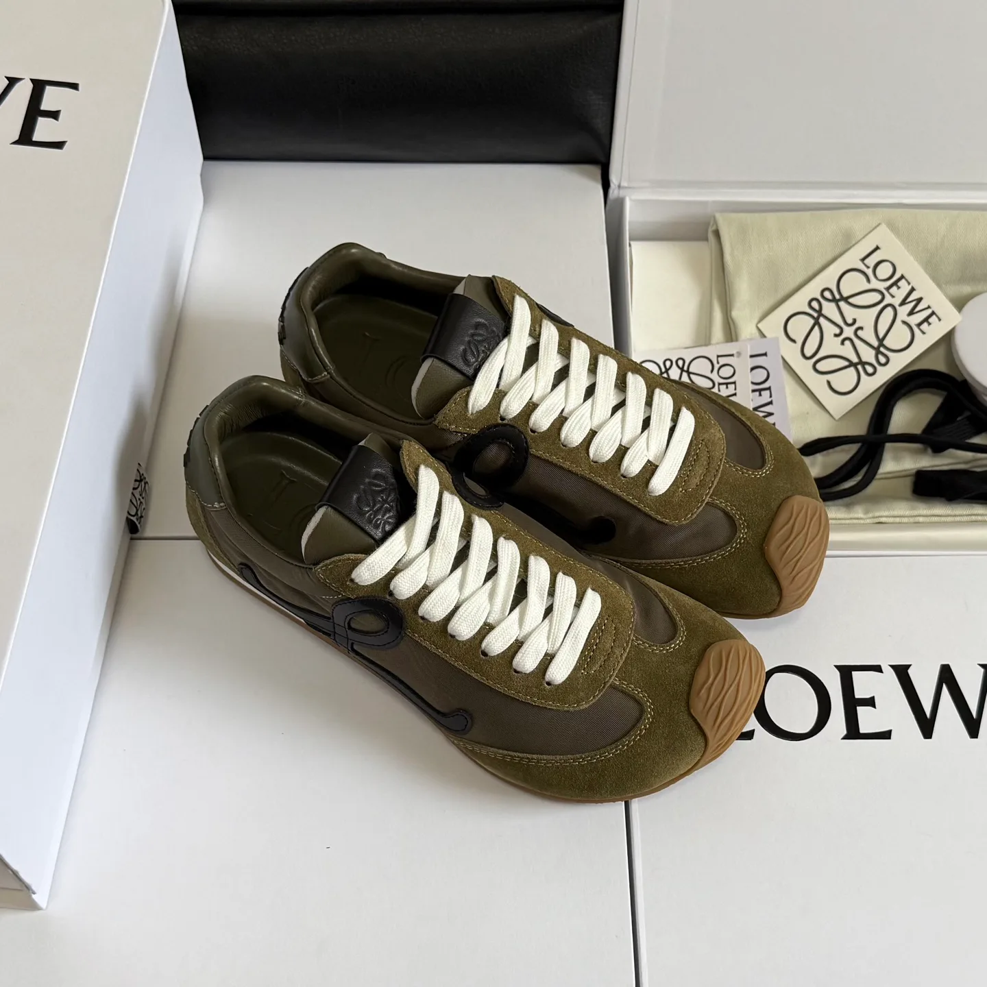 Кроссовки Женские Loewe 6131991