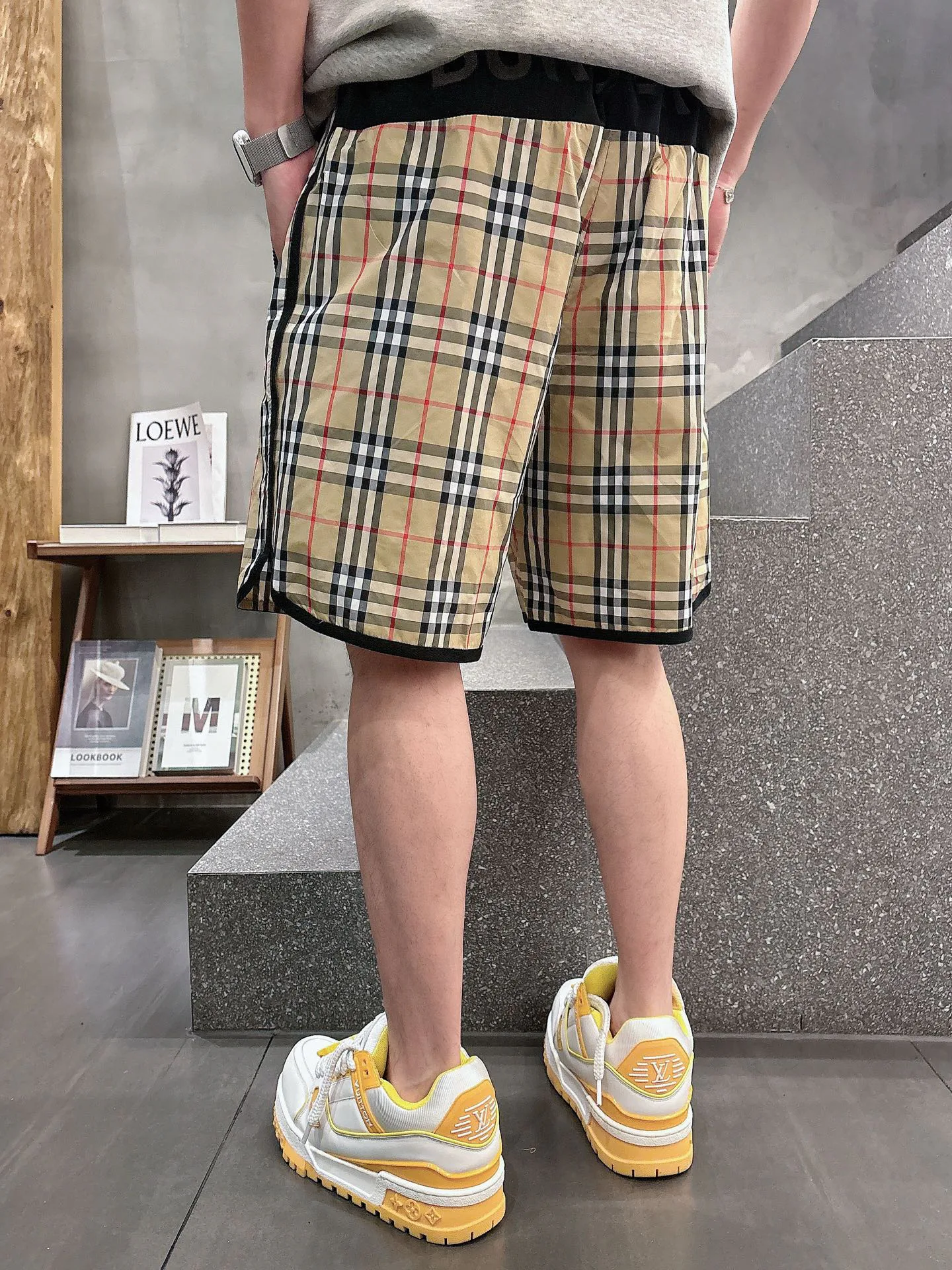 Шорты Мужские Burberry 13479637