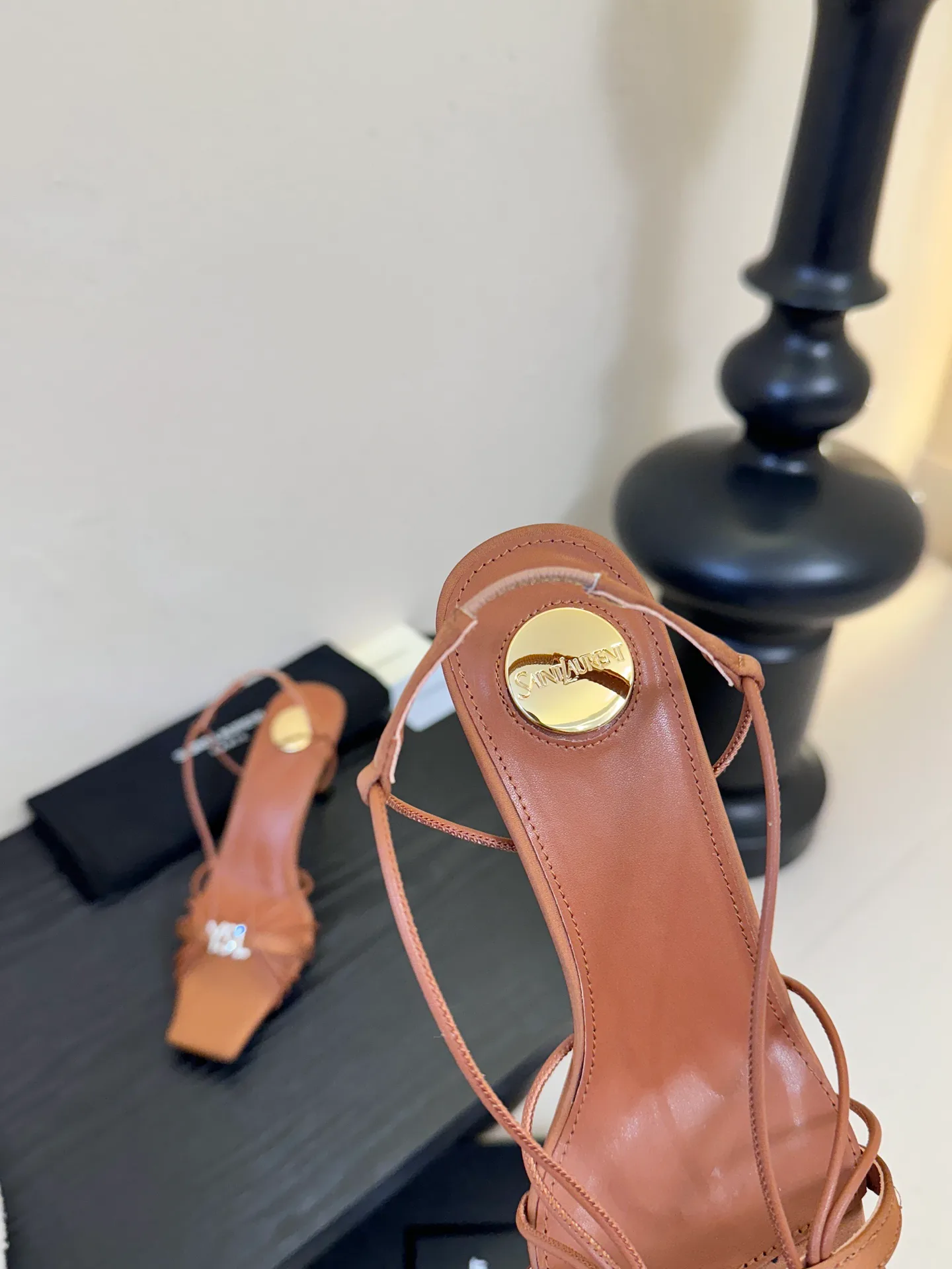 Босоножки Женские Saint Laurent 2168982