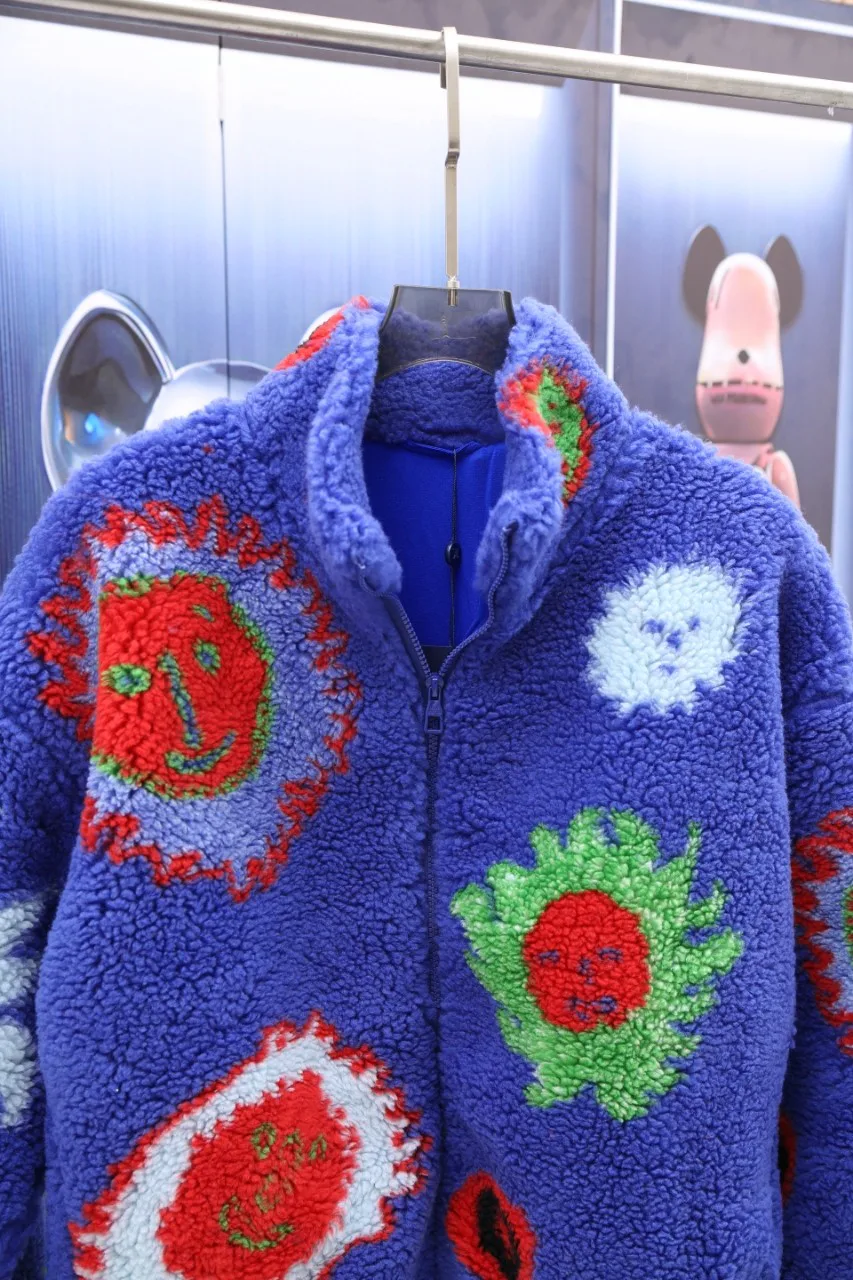 Куртки И Пуховики Женские Louis Vuitton 5075