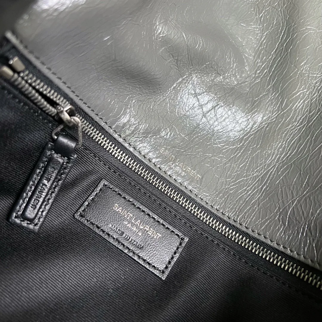 Сумки На Ремне Женские Saint Laurent 11664892