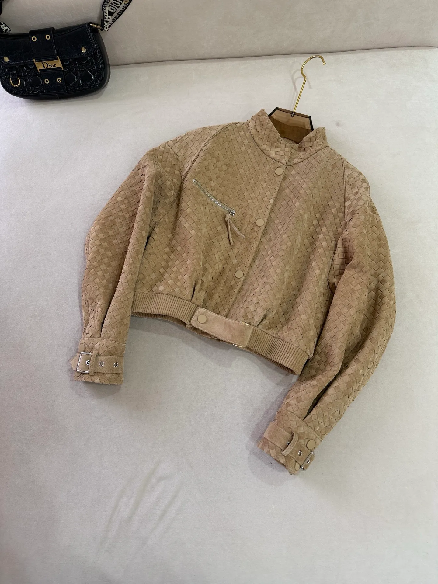 Кожаные Куртки И Дублёнки Женские Bottega Veneta 18208775