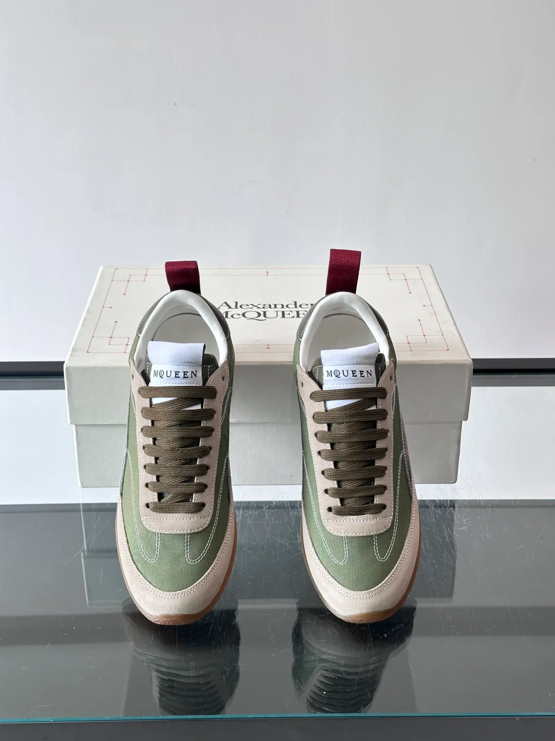 Кроссовки Женские Alexander Mcqueen 11228435