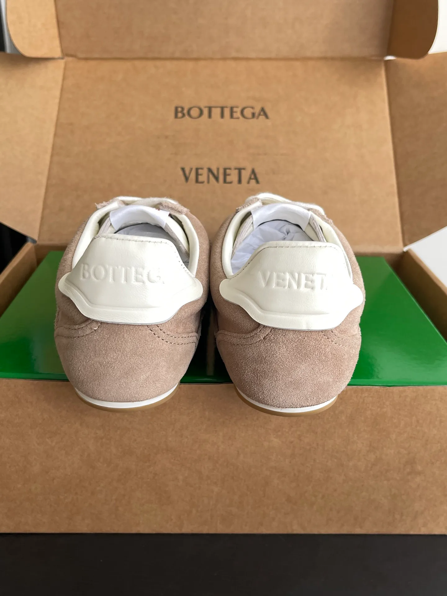 Кроссовки Женские Bottega Veneta 18685868