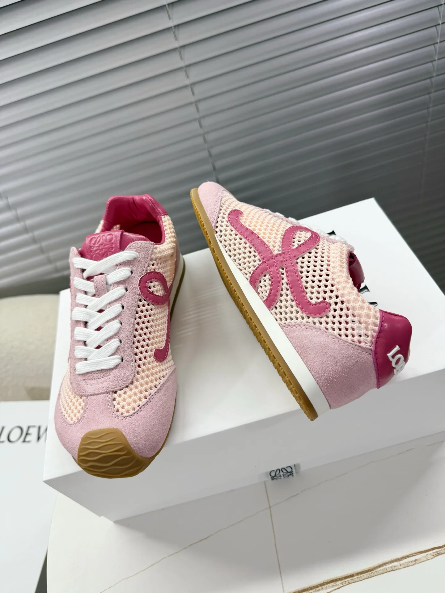 Кроссовки Женские Loewe 3923280