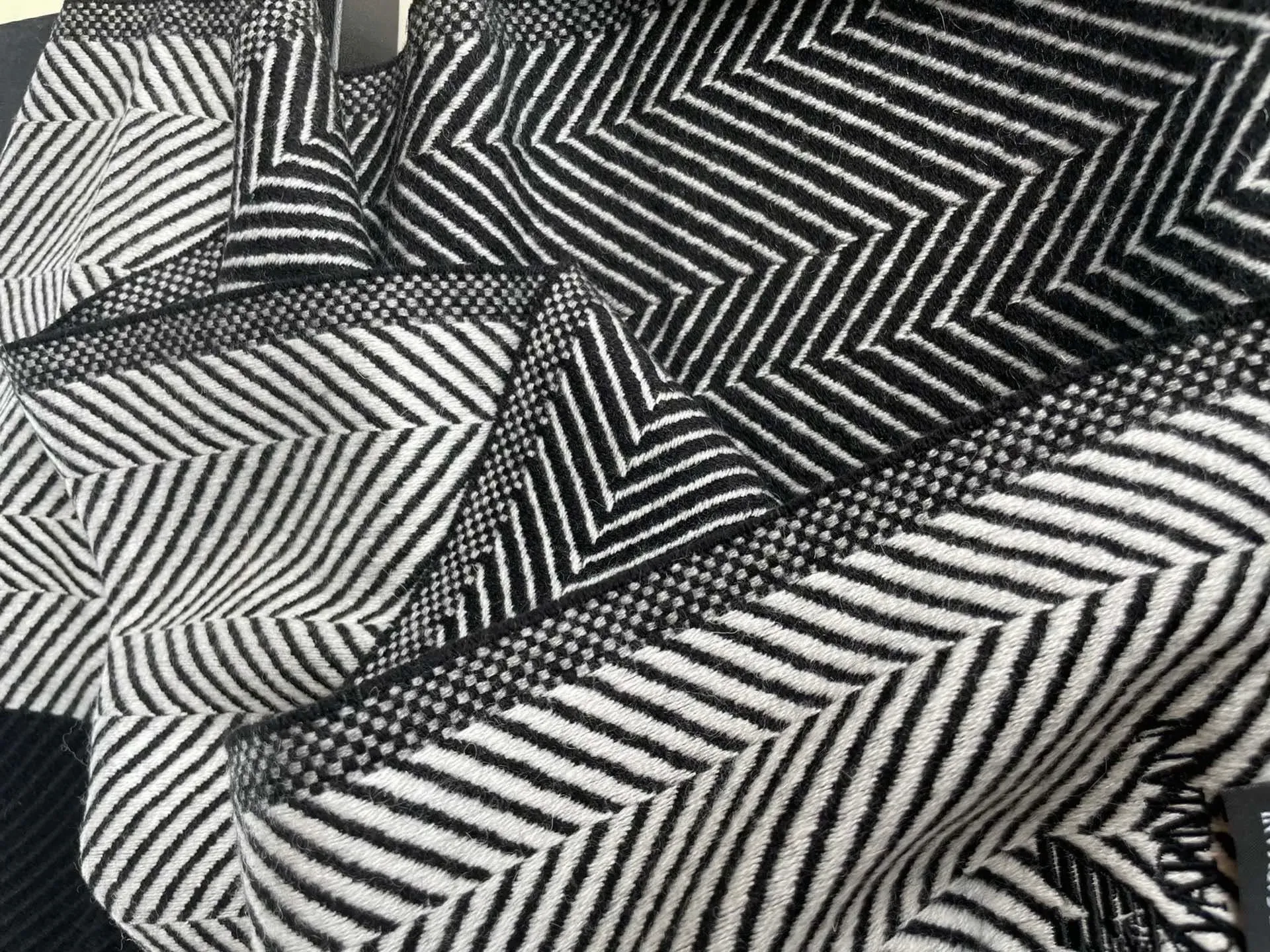 Шарфы Armani 497598