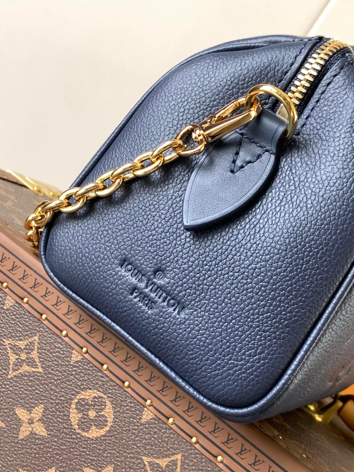 Классические Сумки Женские Louis Vuitton 11488626