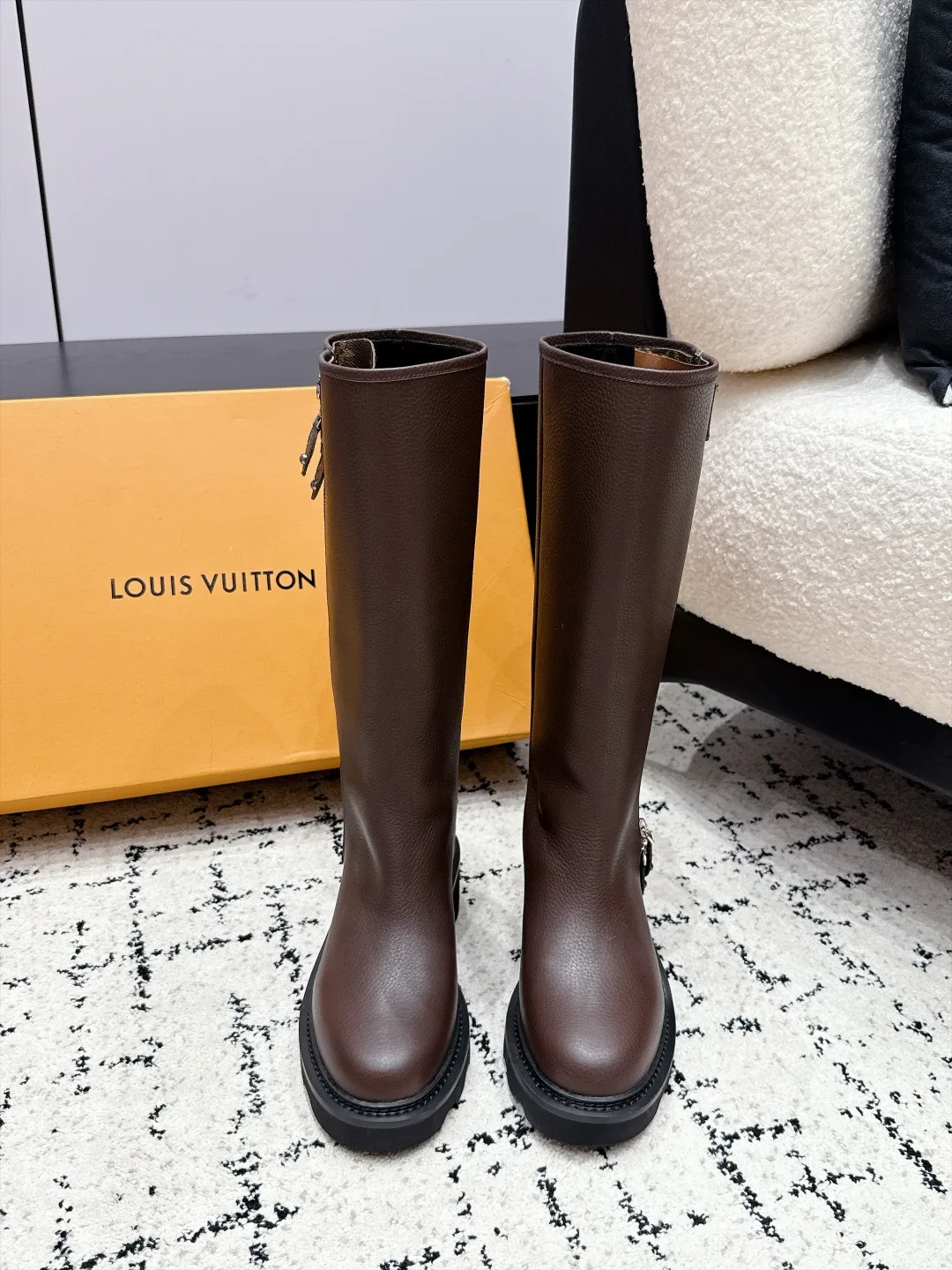 Сапоги Женские Louis Vuitton 18454481