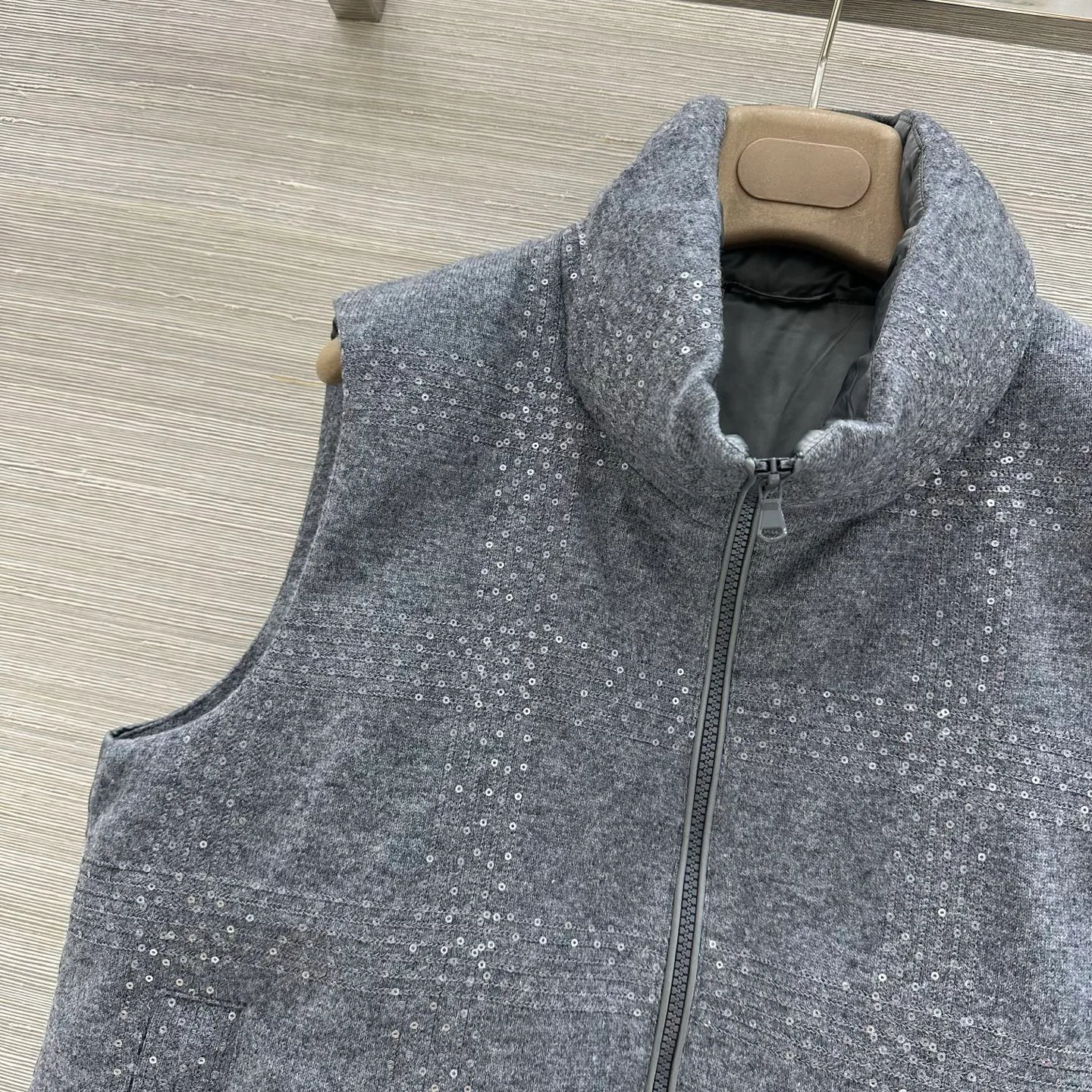 Жилеты Женские Brunello Cucinelli 18056705