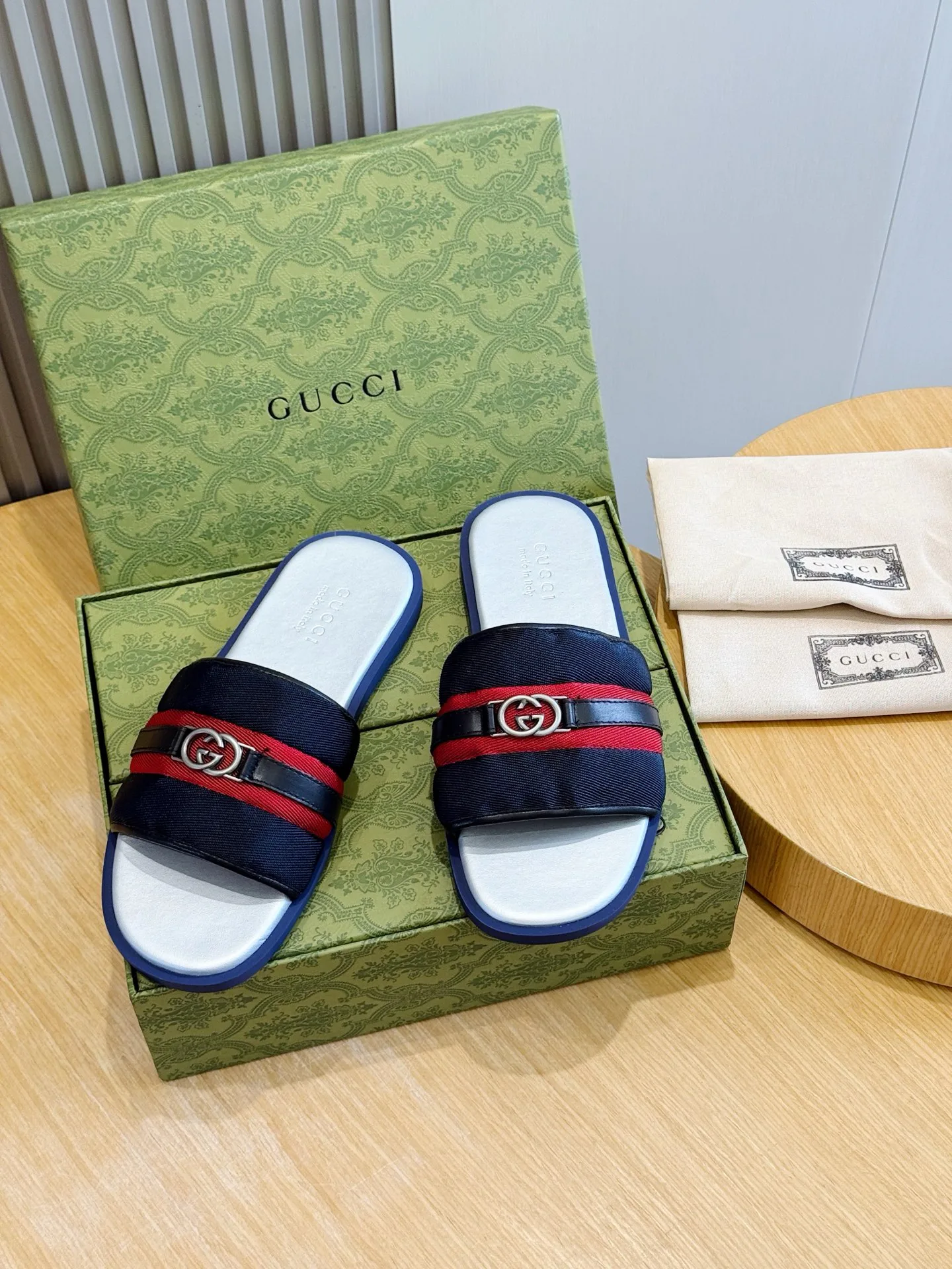 Шлепанцы Мужские Gucci 17349627