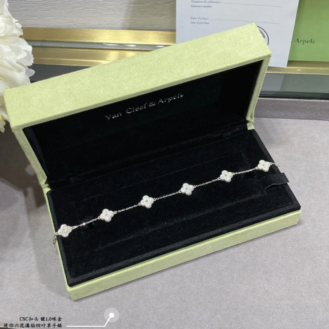 Бижутерия Van Cleef & Arpels 17857375