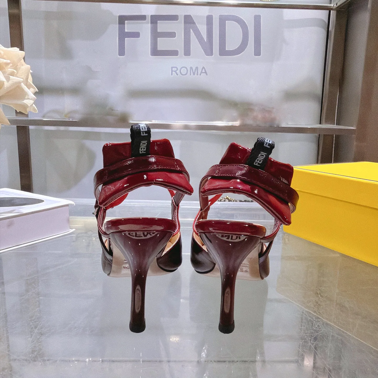 Туфли Женские Fendi 18247857