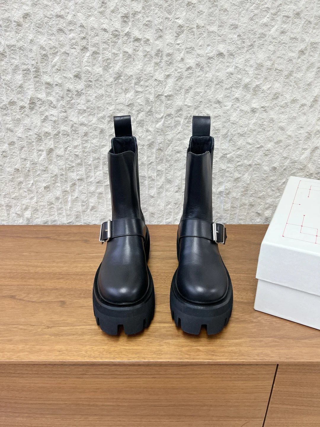 Ботинки Женские Alexander Mcqueen 850630