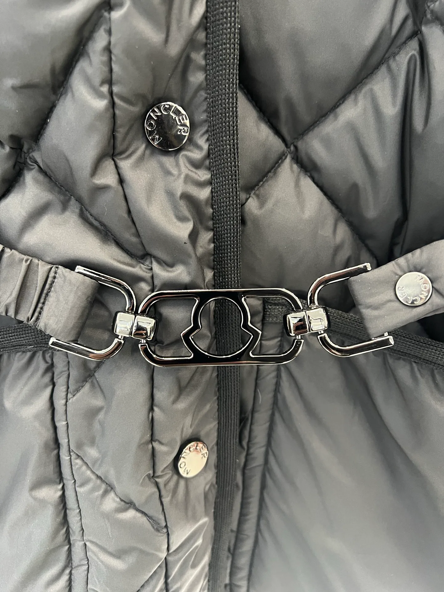 Куртки И Пуховики Мужские Moncler 18231458