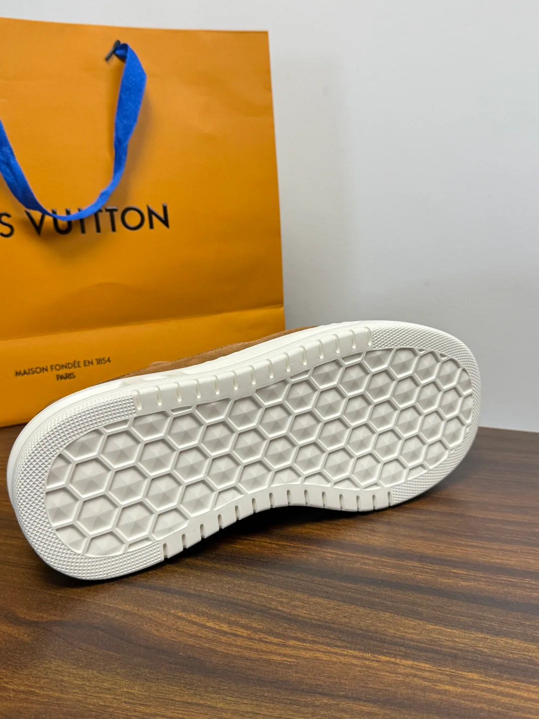 Кроссовки Мужские Louis Vuitton 19716374