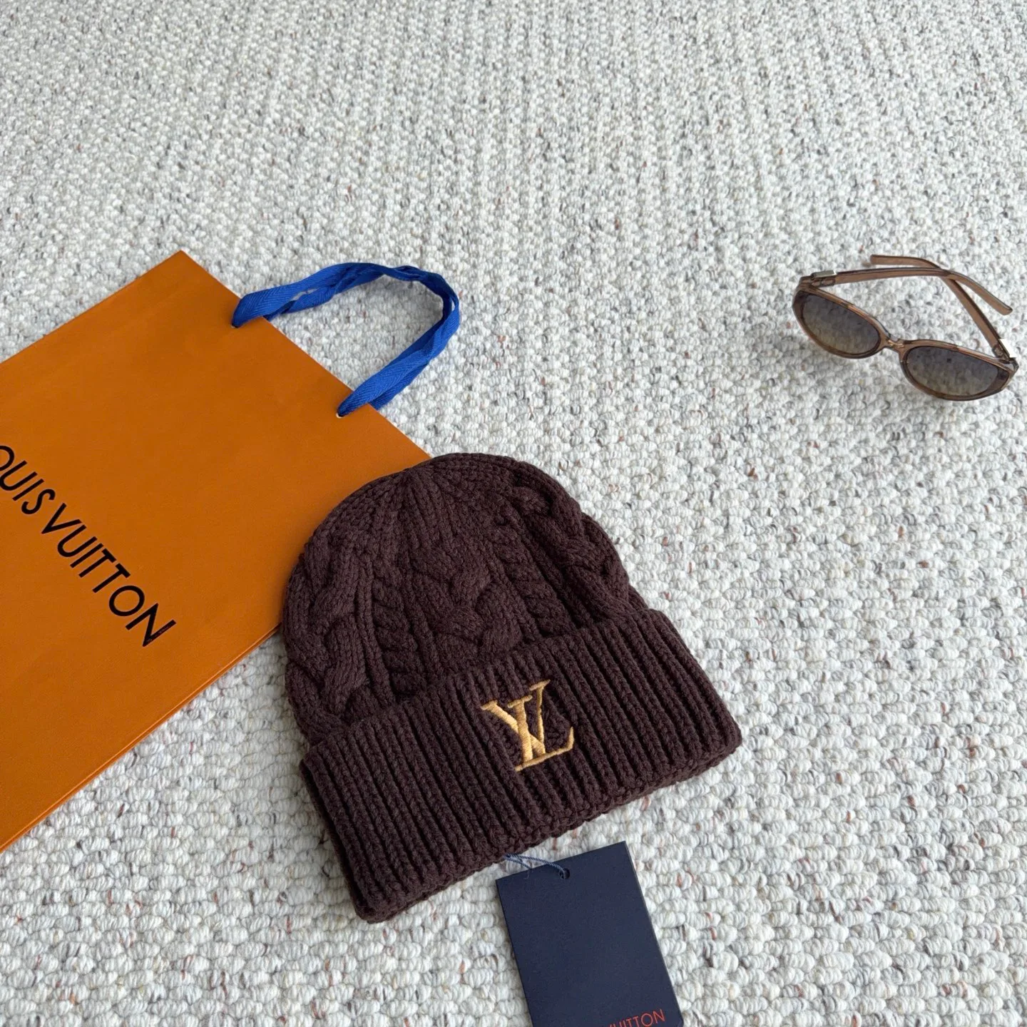 Головные Уборы Louis Vuitton 18450105