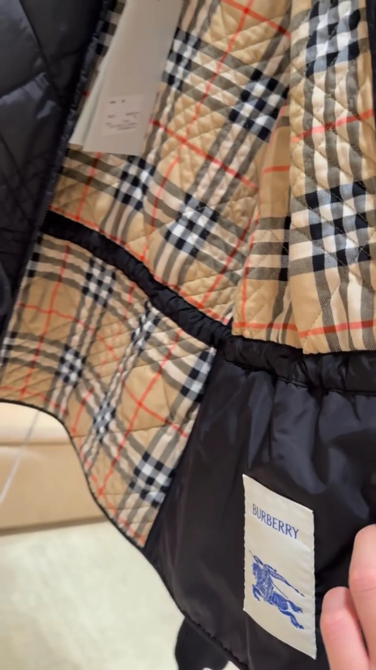 Куртки И Пуховики Женские Burberry 18145476