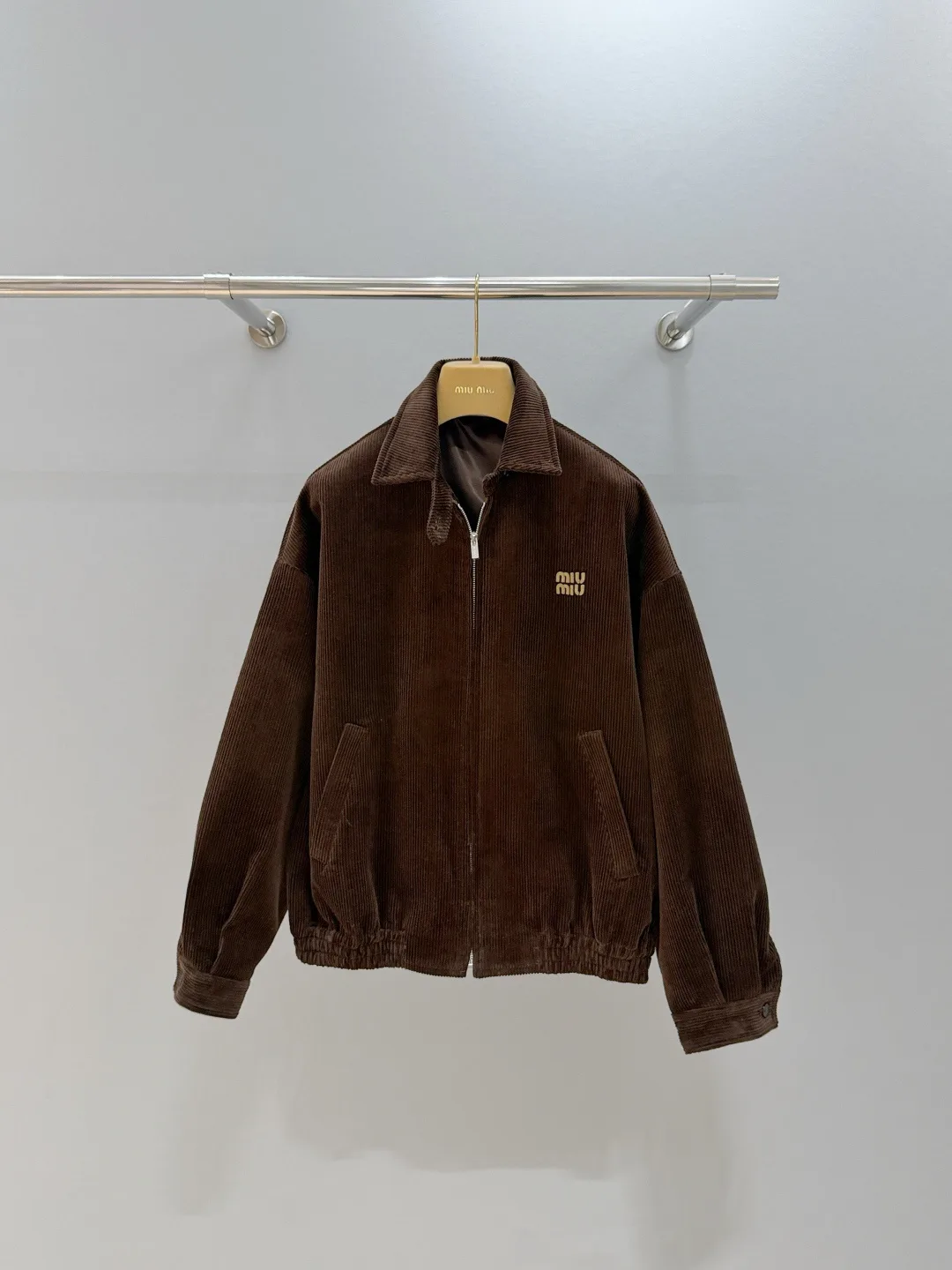 Куртки И Пуховики Женские Miu Miu 1015042