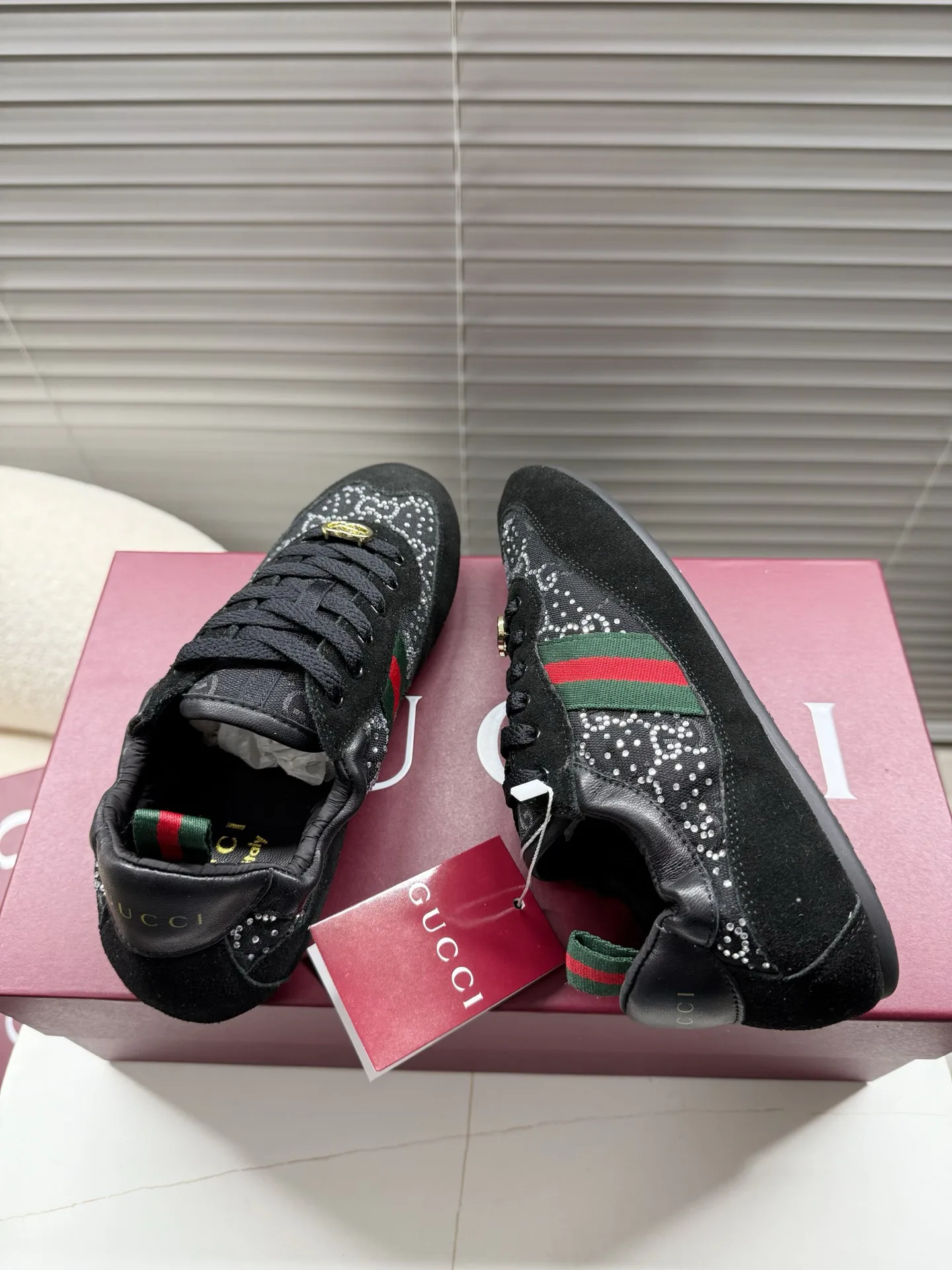 Кроссовки Женские Gucci 17016281