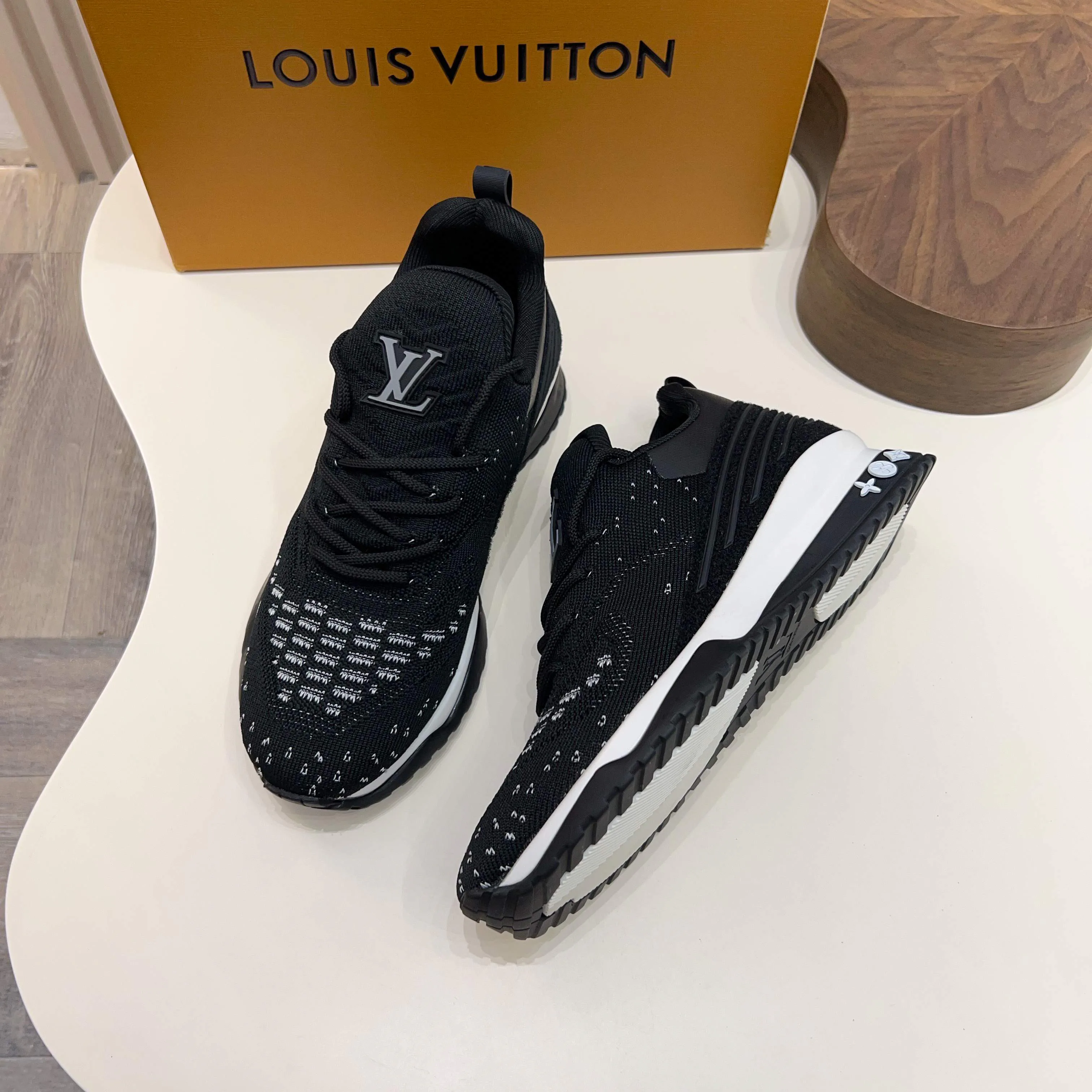 Кроссовки Мужские Louis Vuitton 631065