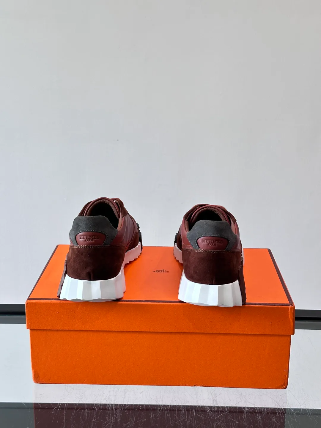 Кроссовки Женские Hermes 17439937