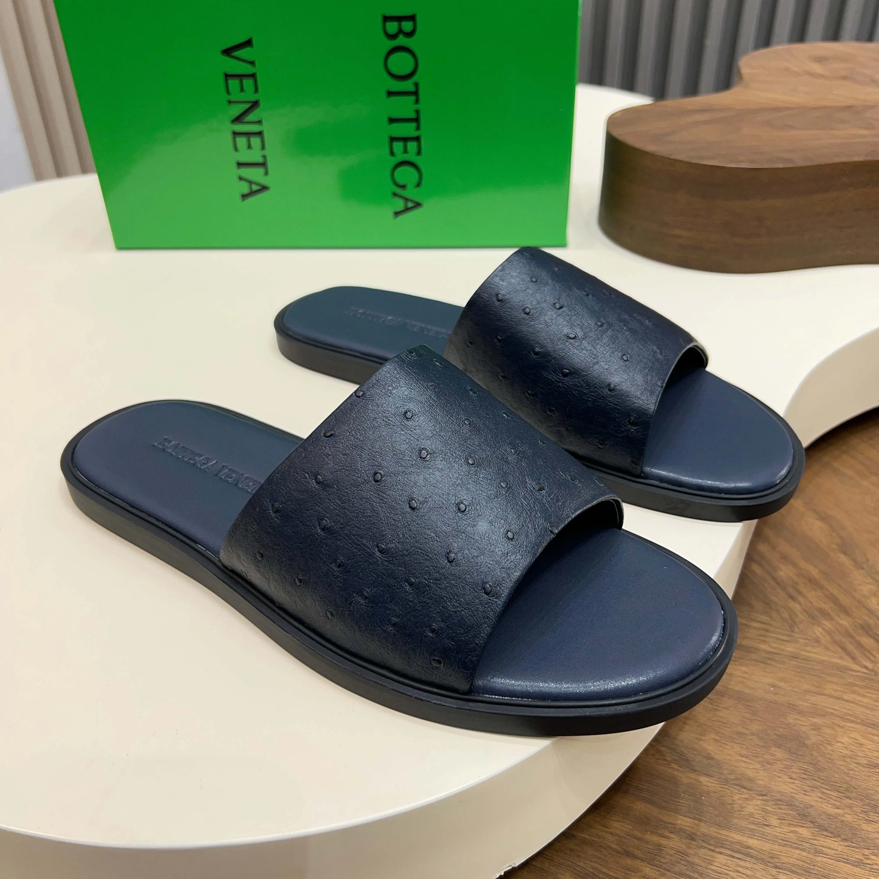 Шлепанцы Мужские Bottega Veneta 12768637