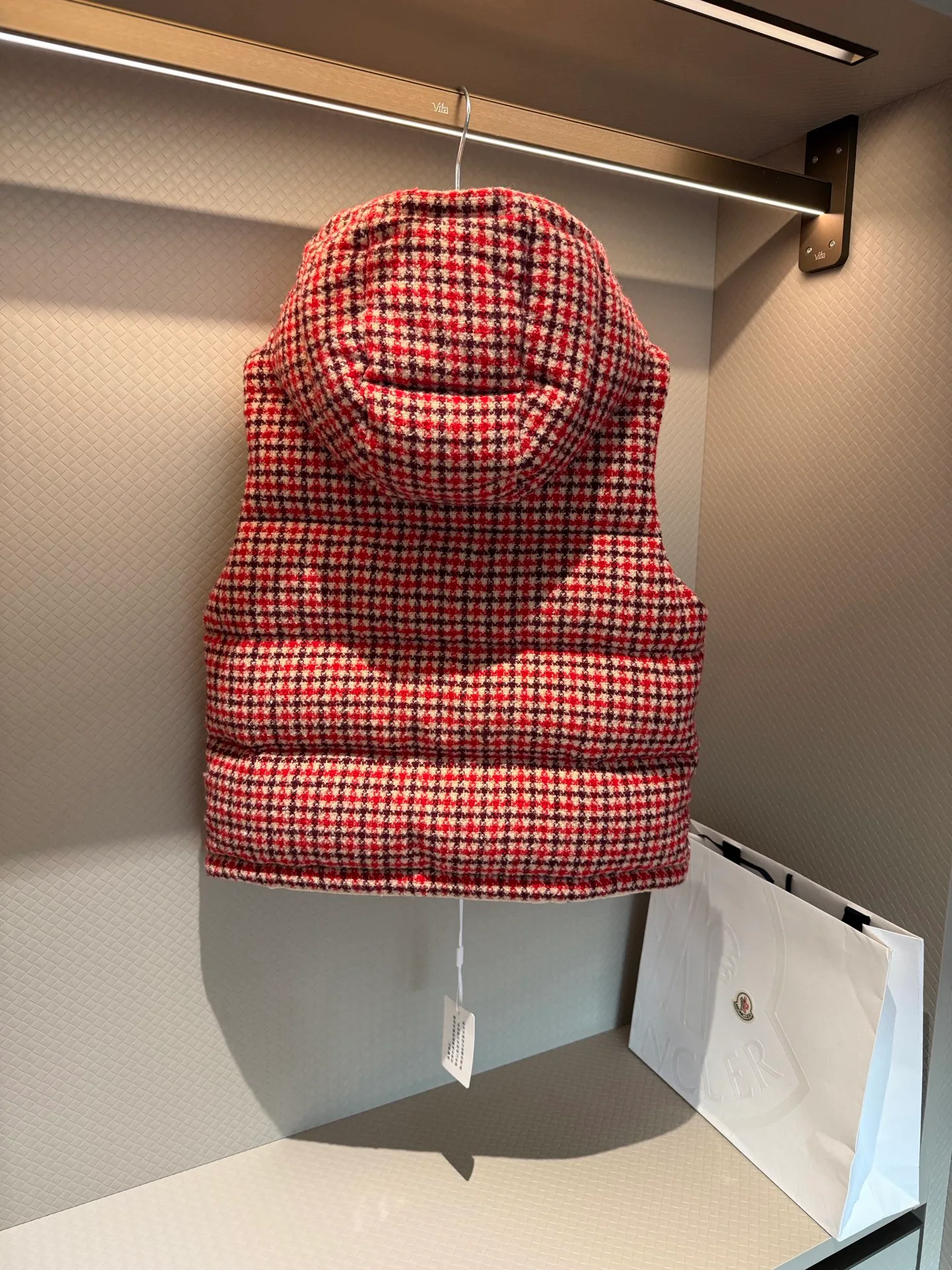 Жилеты Женские Moncler 18536471