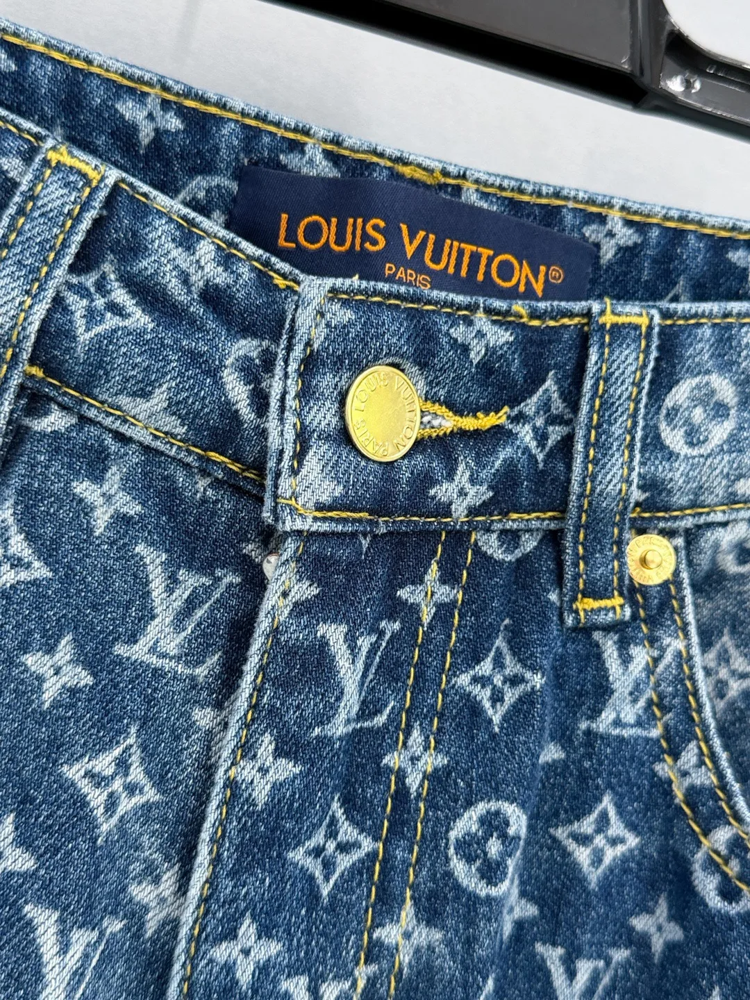 Джинсы Женские Louis Vuitton 13193462