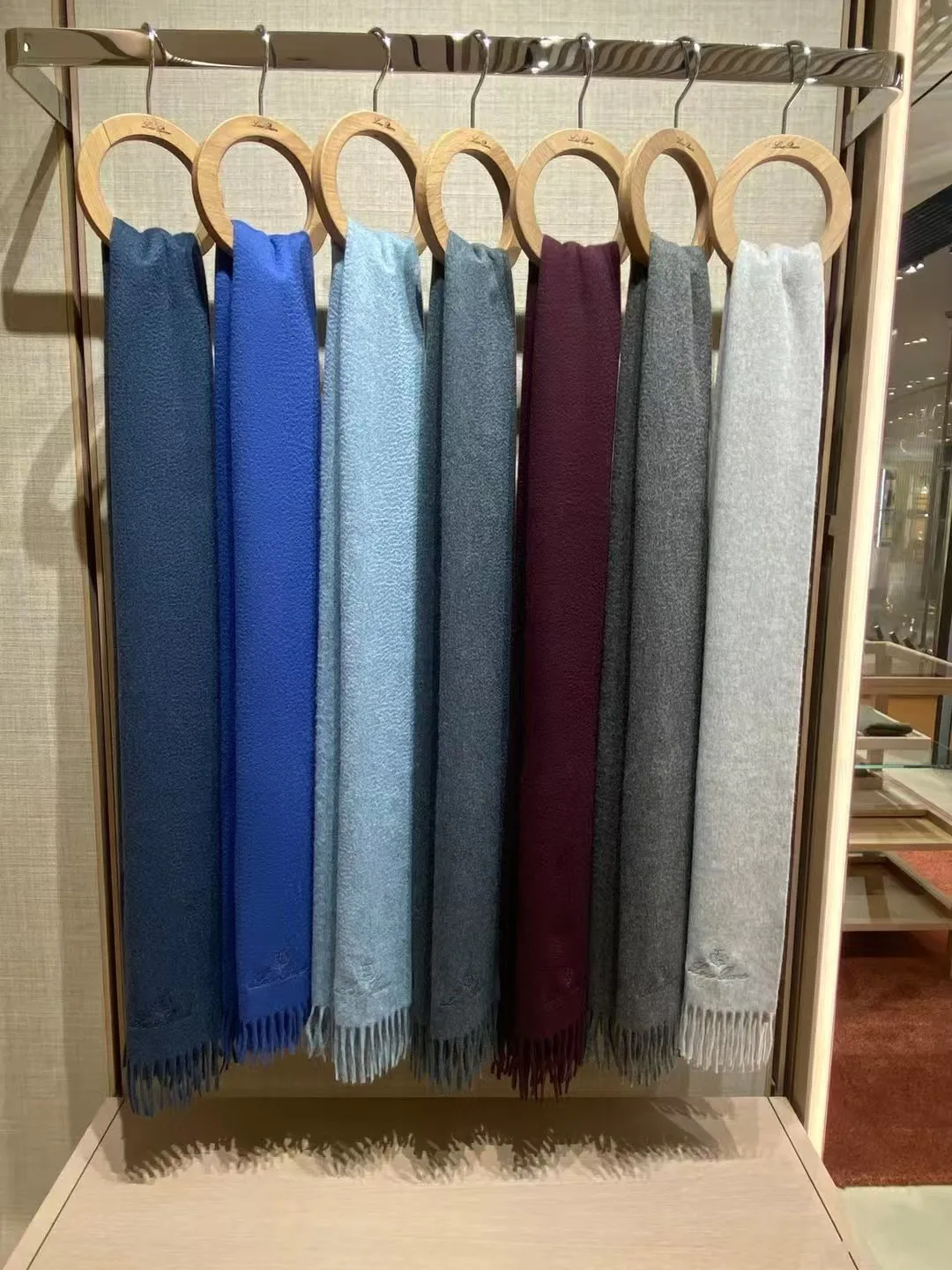 Шарфы Loro Piana 468818