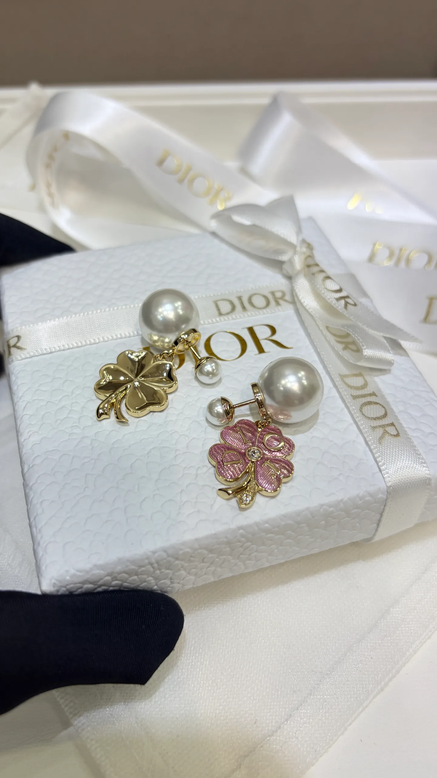 Бижутерия Christian Dior 18123123