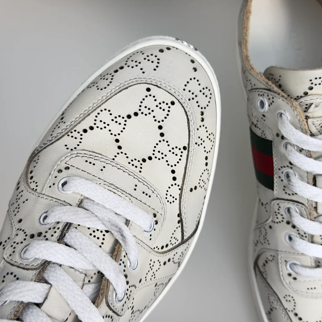 Кроссовки Женские Gucci 19547653