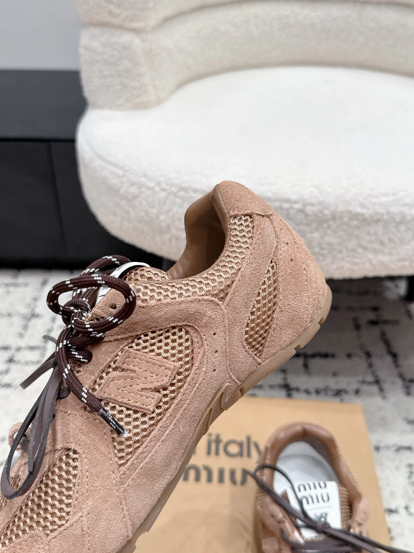 Кроссовки Женские Miu Miu 18409608
