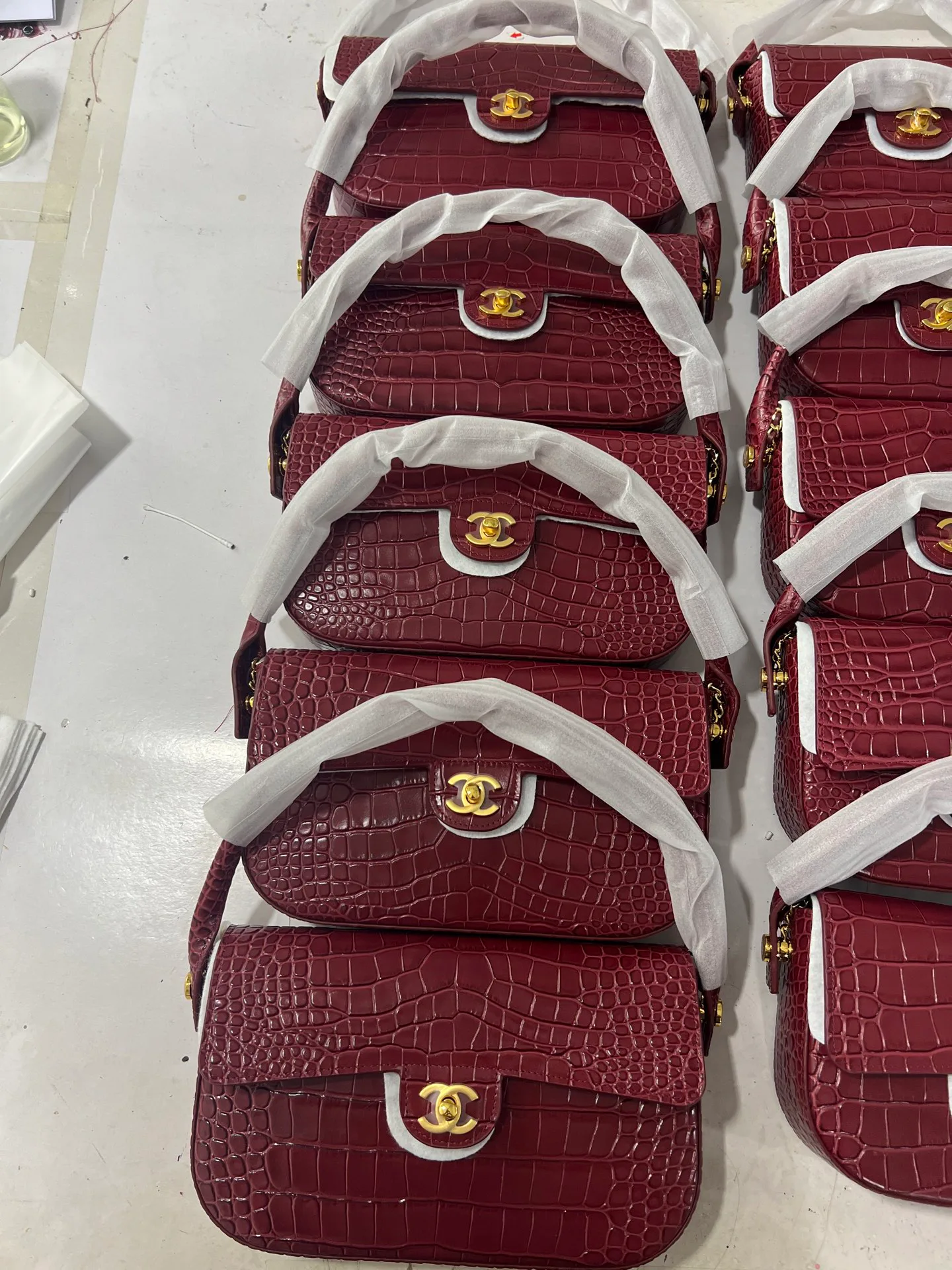 Классические Сумки Женские Chanel 17239726
