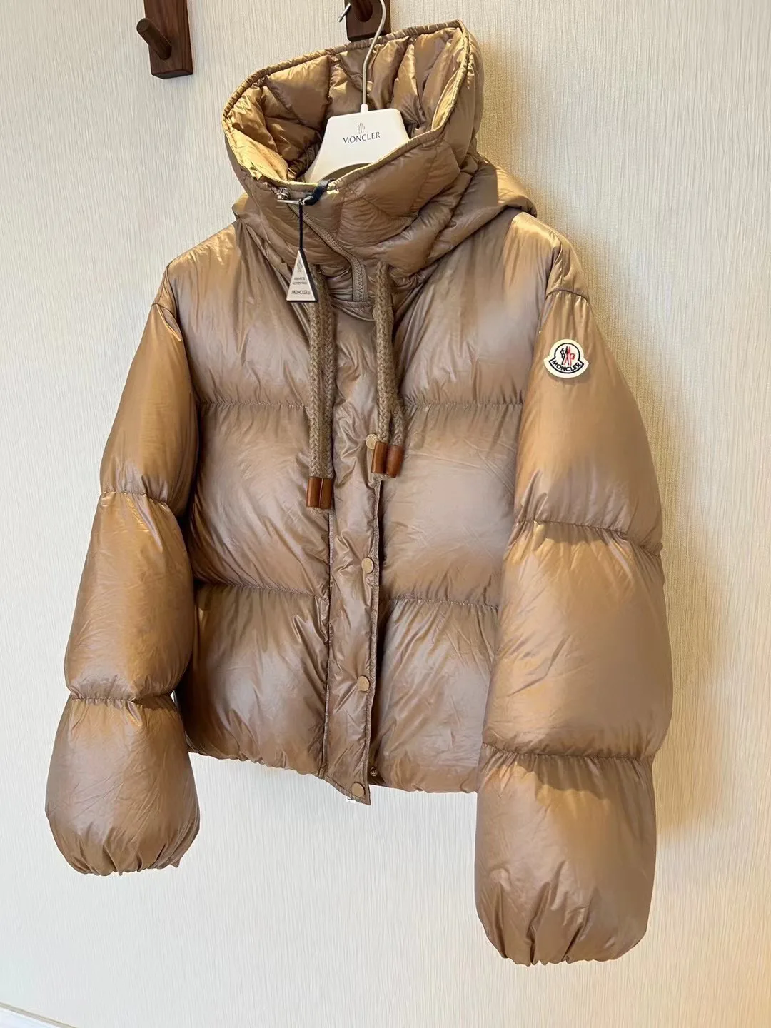 Куртки И Пуховики Женские Moncler 18130182