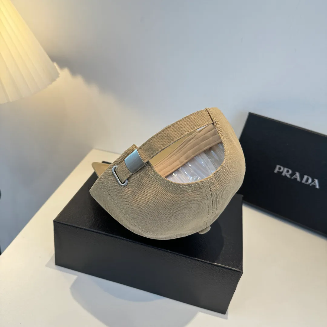 Головные Уборы Prada 12661983