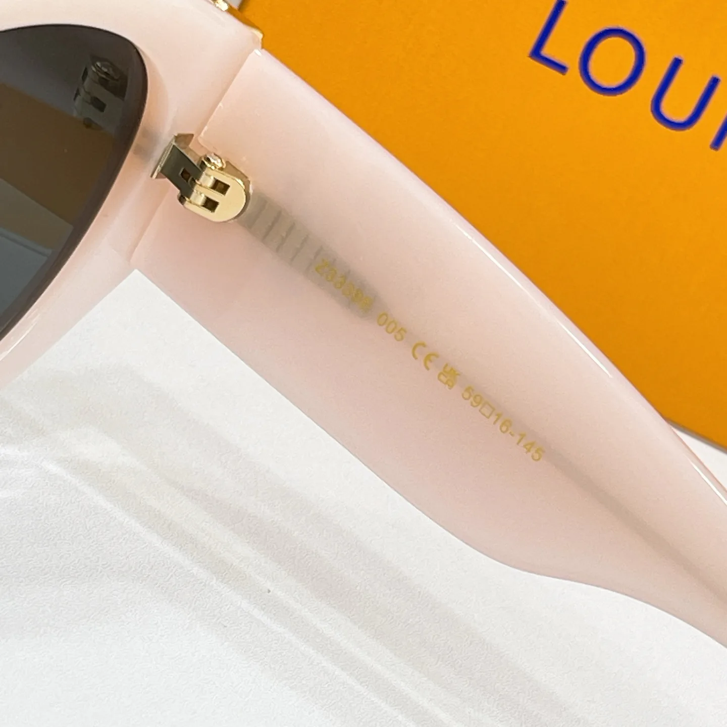 Очки Louis Vuitton 17495881
