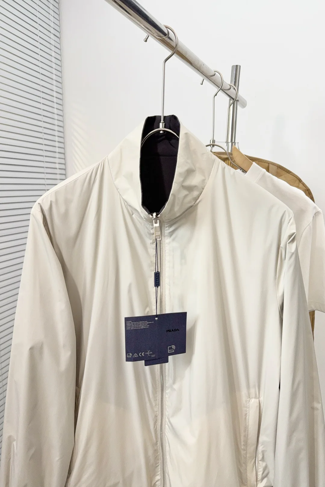 Куртки И Пуховики Мужские Prada 11684085