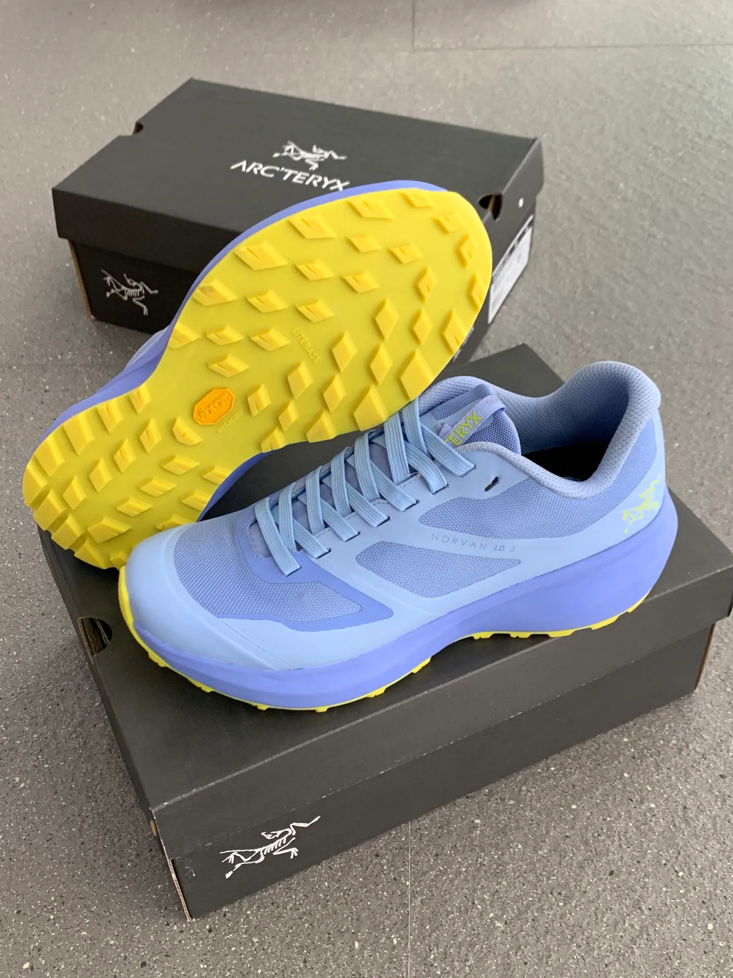 Кроссовки Мужские Arcteryx 17675445