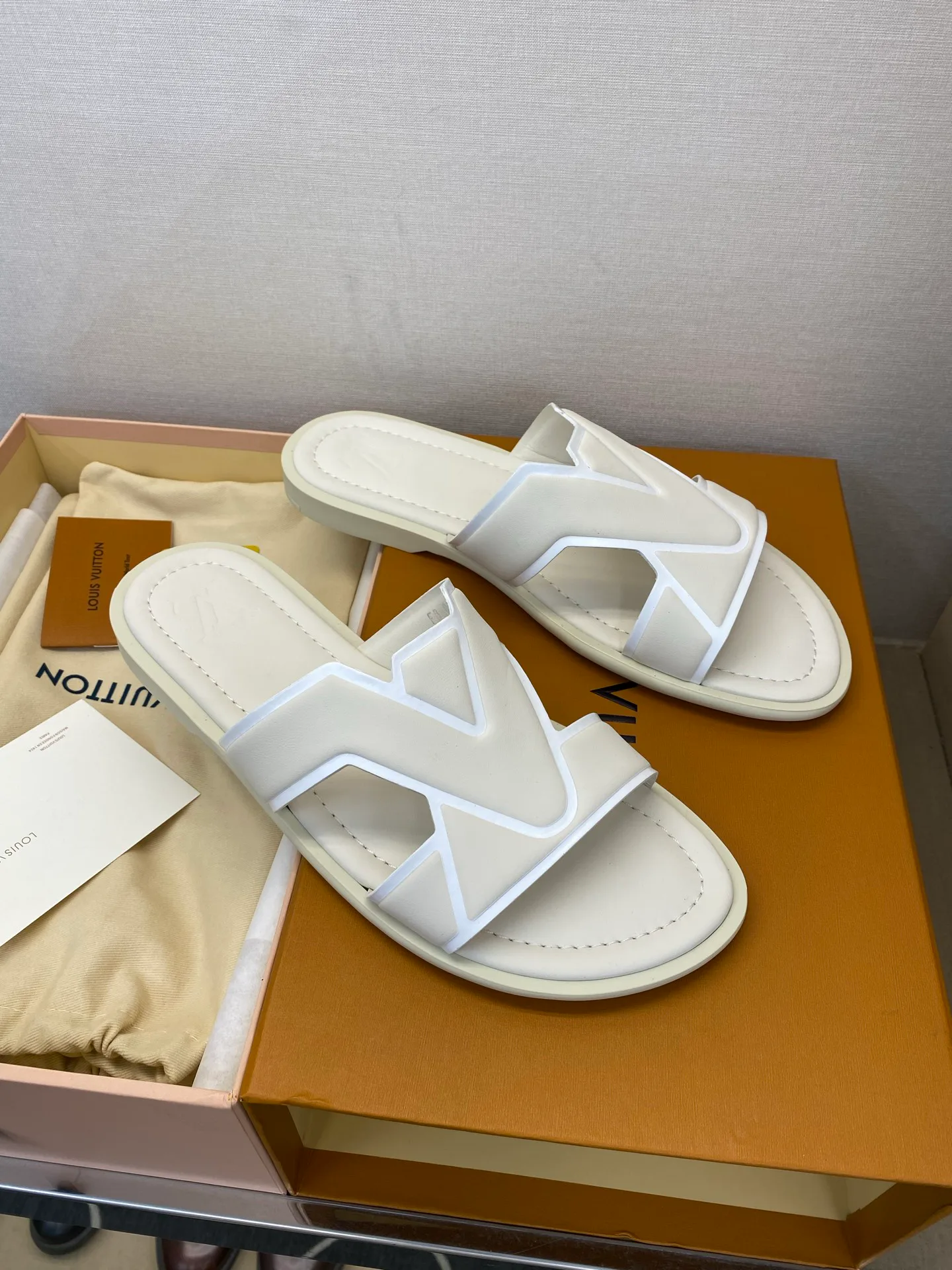 Сандалии Мужские Louis Vuitton 12809834