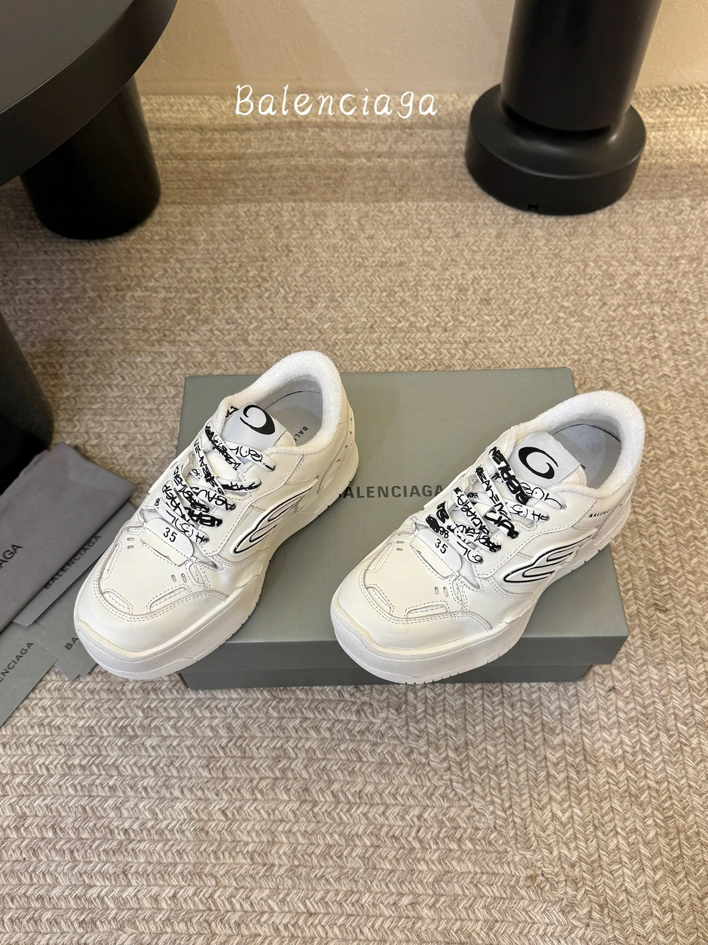 Кроссовки Женские Balenciaga 11238096
