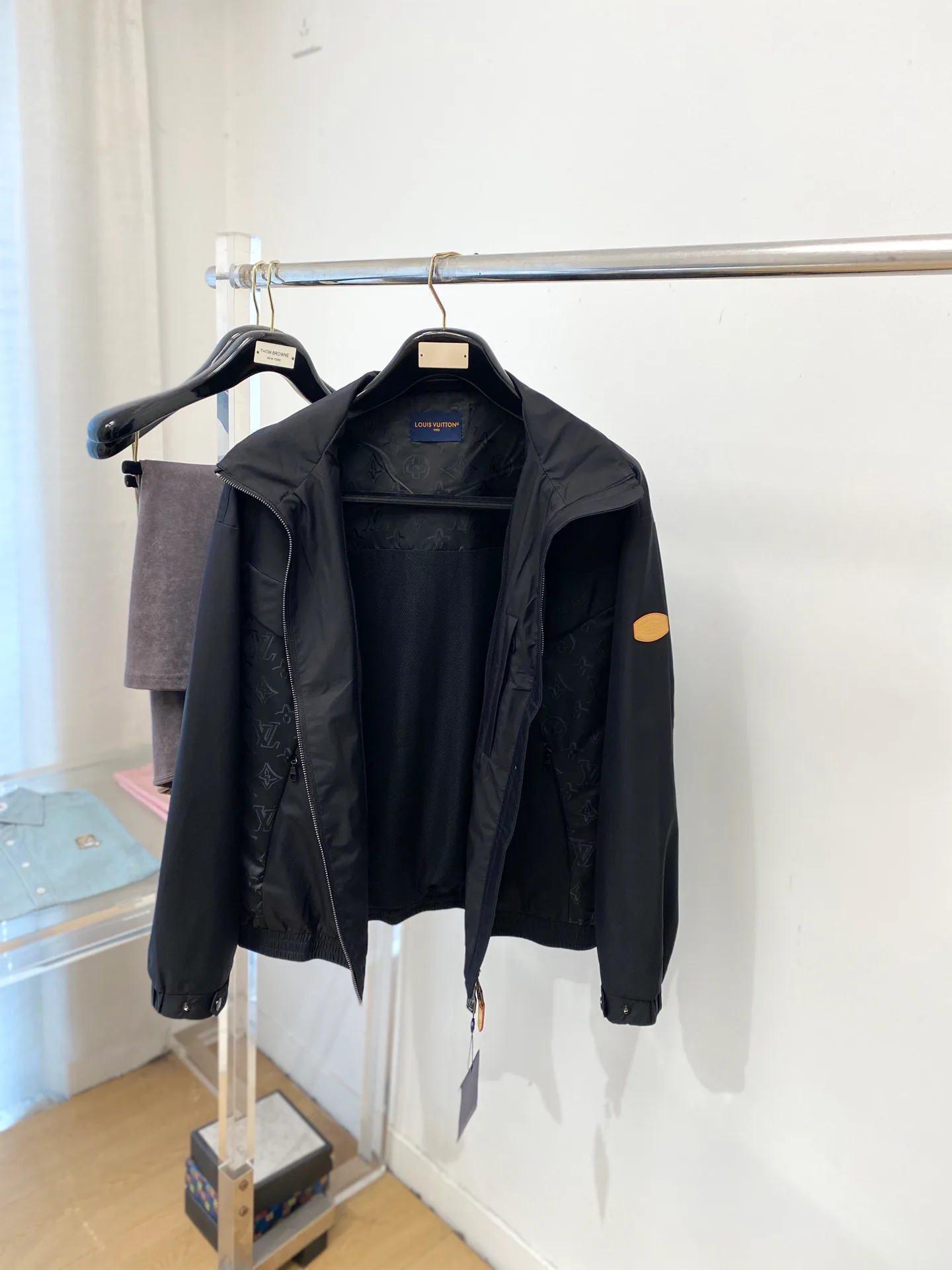 Куртки И Пуховики Мужские Louis Vuitton 5372531