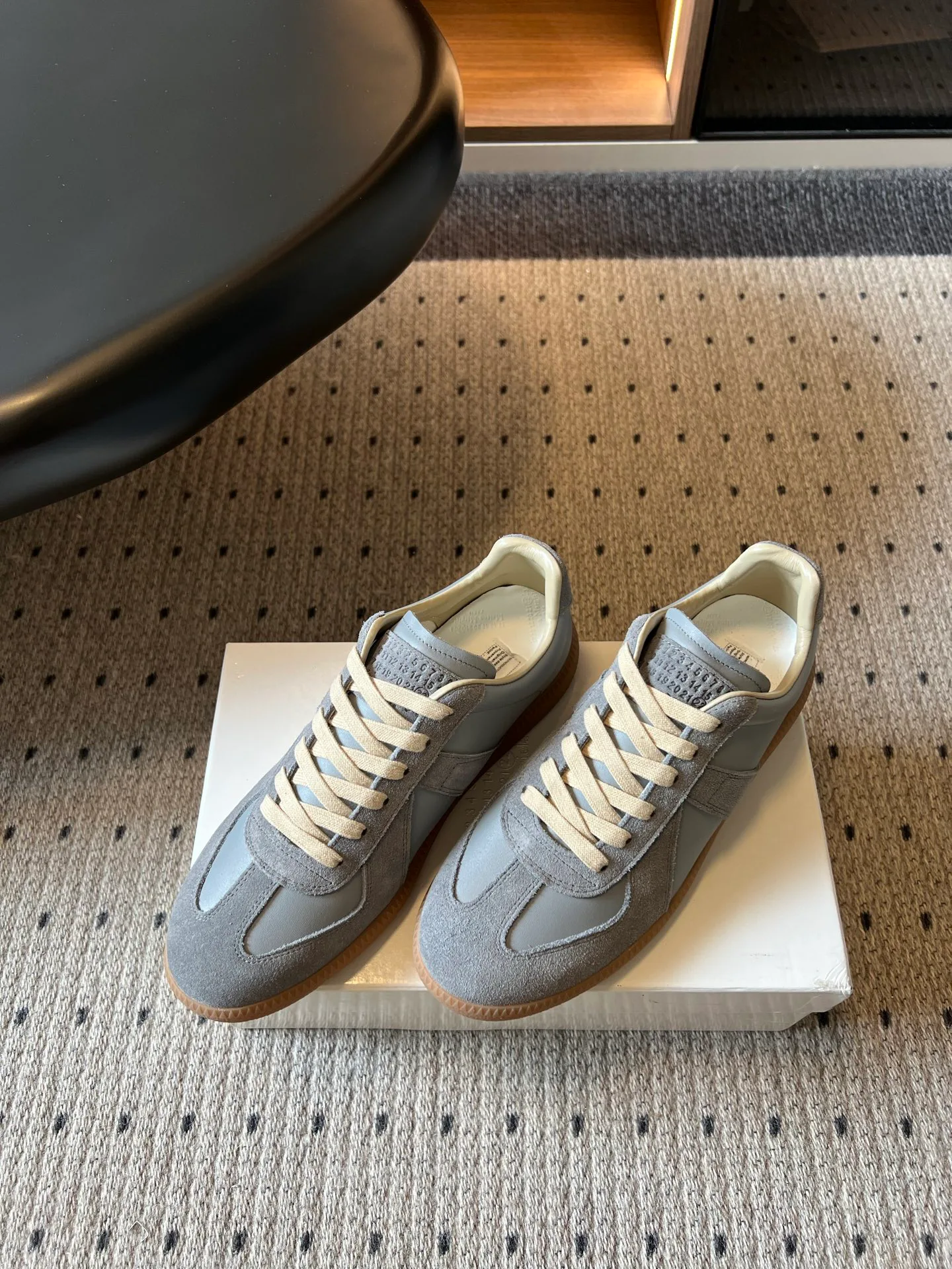 Кроссовки Женские Maison Margiela 17568916