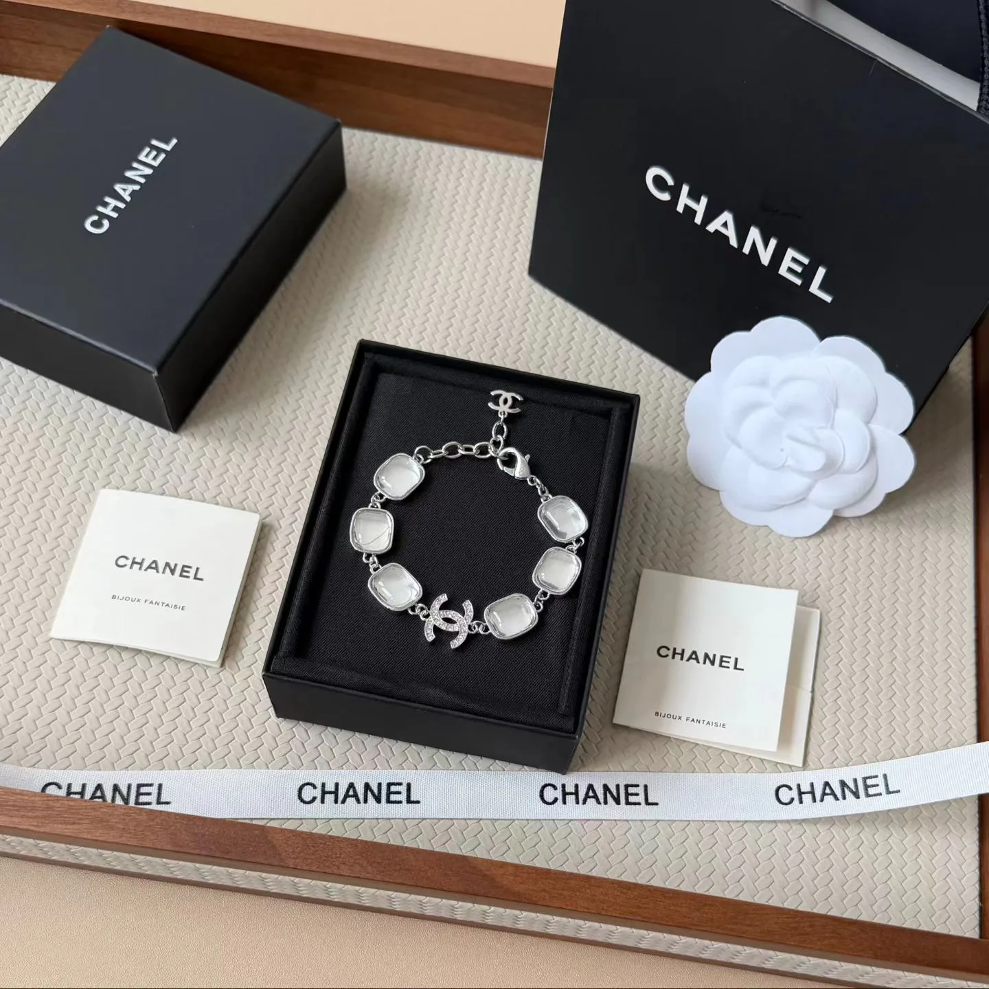 Бижутерия Chanel 17878638