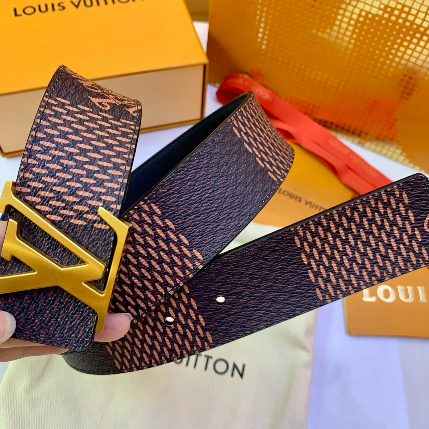 Ремни Louis Vuitton 17682162
