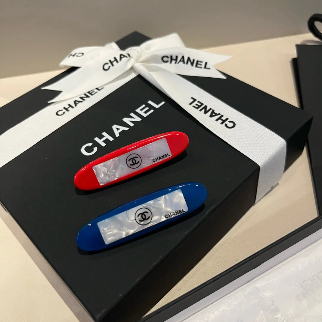Головные Уборы Chanel 10611565