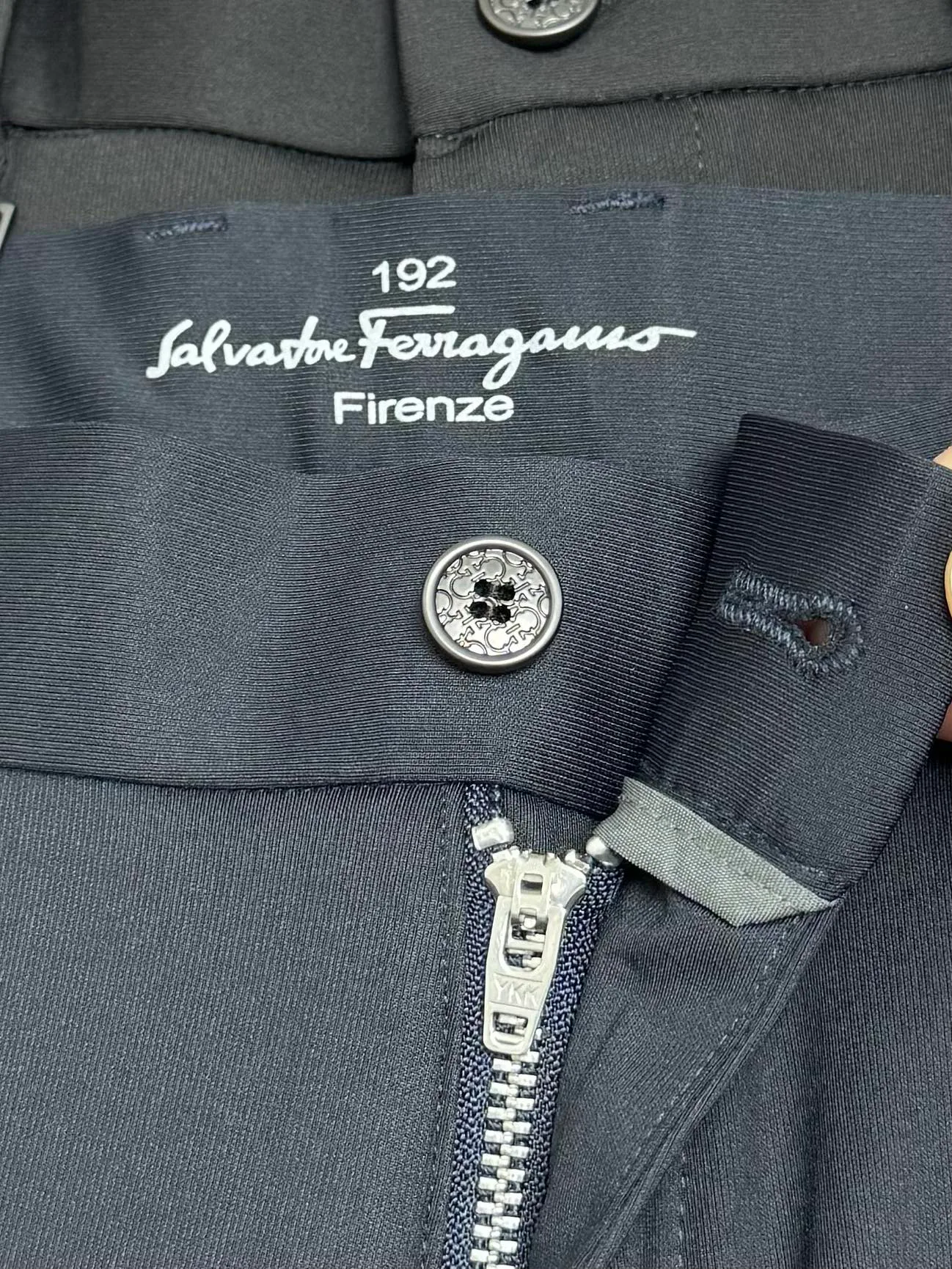Брюки Женские Salvatore Ferragamo 11480531