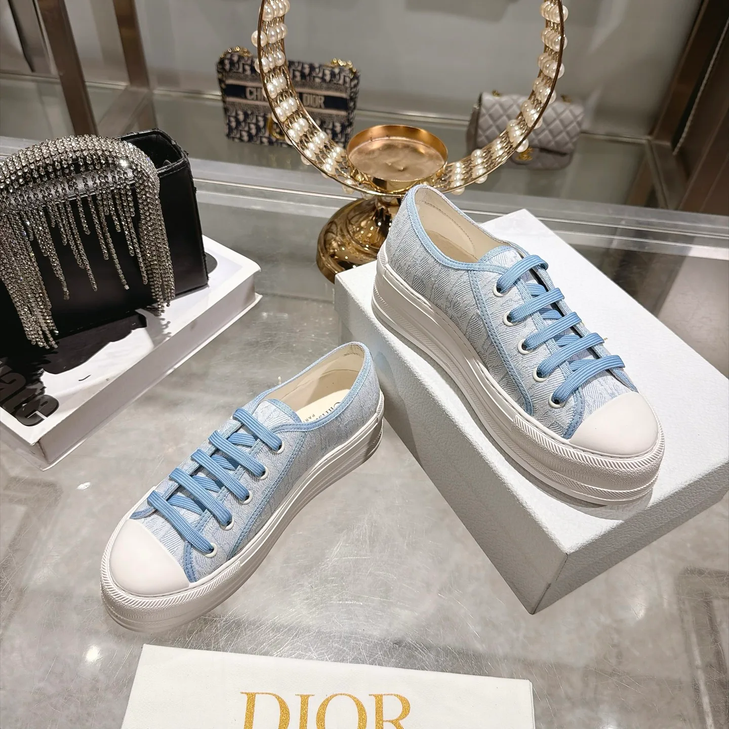 Кроссовки Женские Christian Dior 18764214