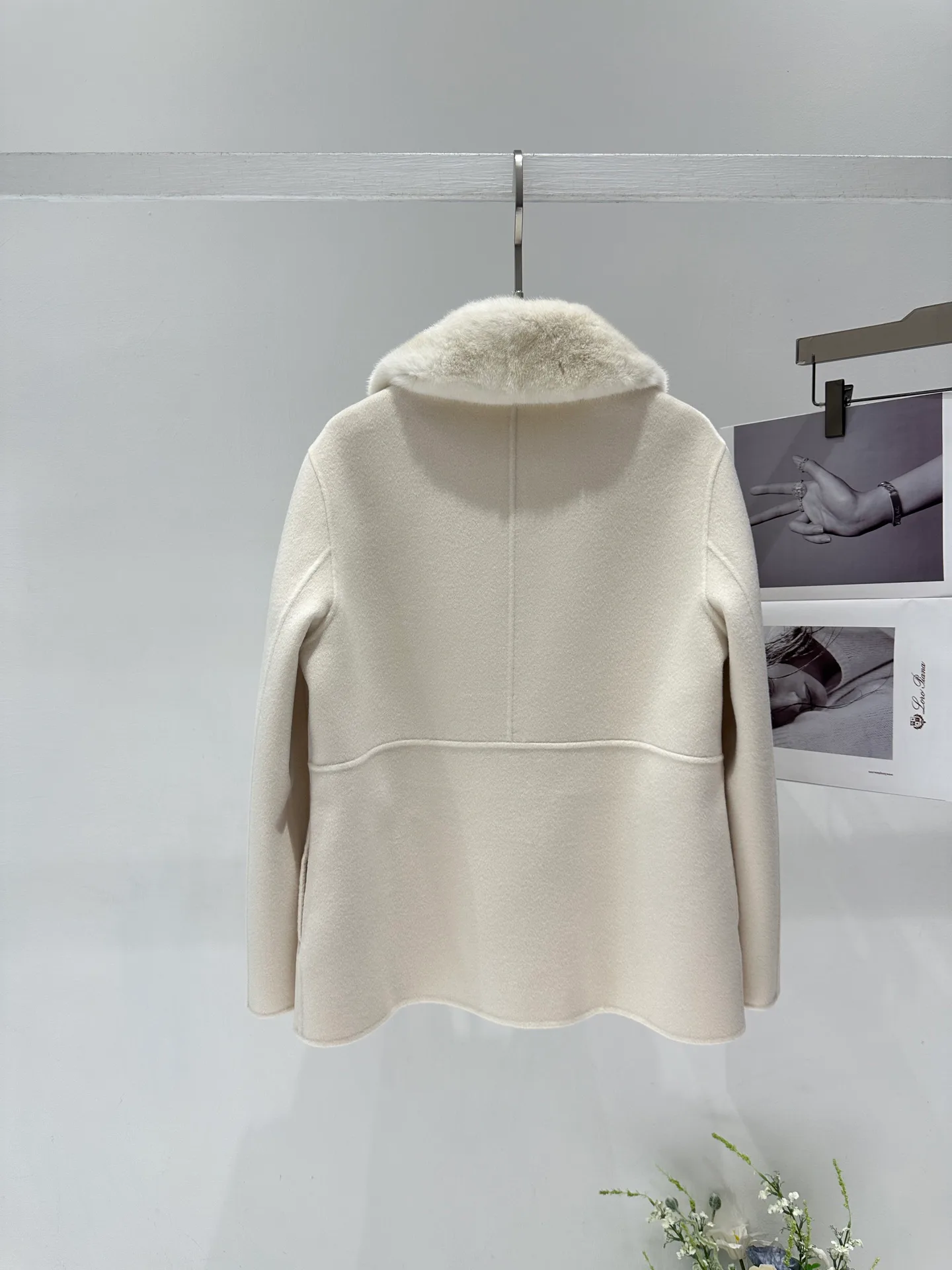 Пальто Женские Loro Piana 18082915